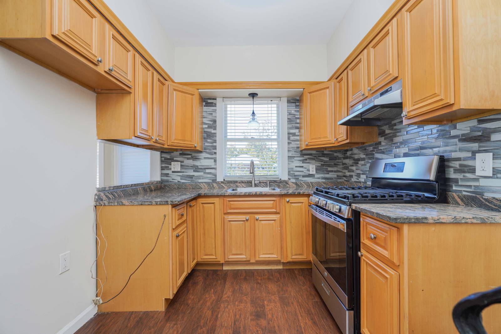 #40 photo, 2233 East 72 Street, Bergen Beach , NY 11234