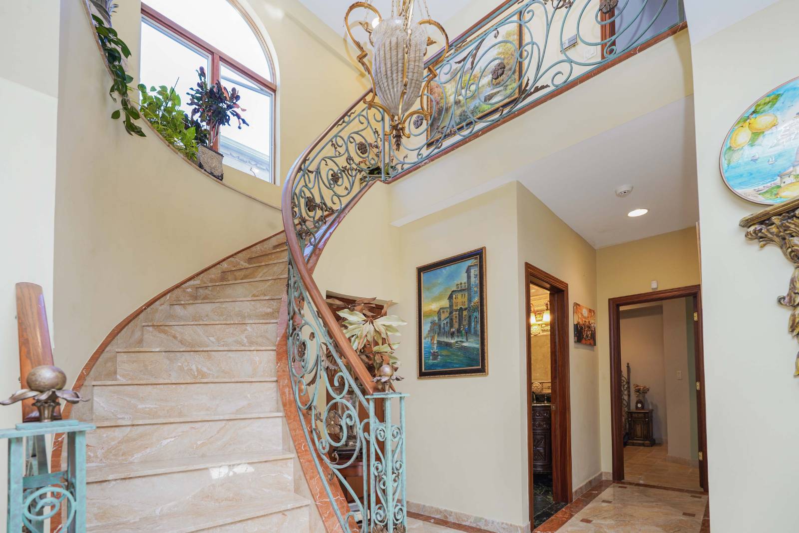 #5 photo, 2233 East 72 Street, Bergen Beach , NY 11234