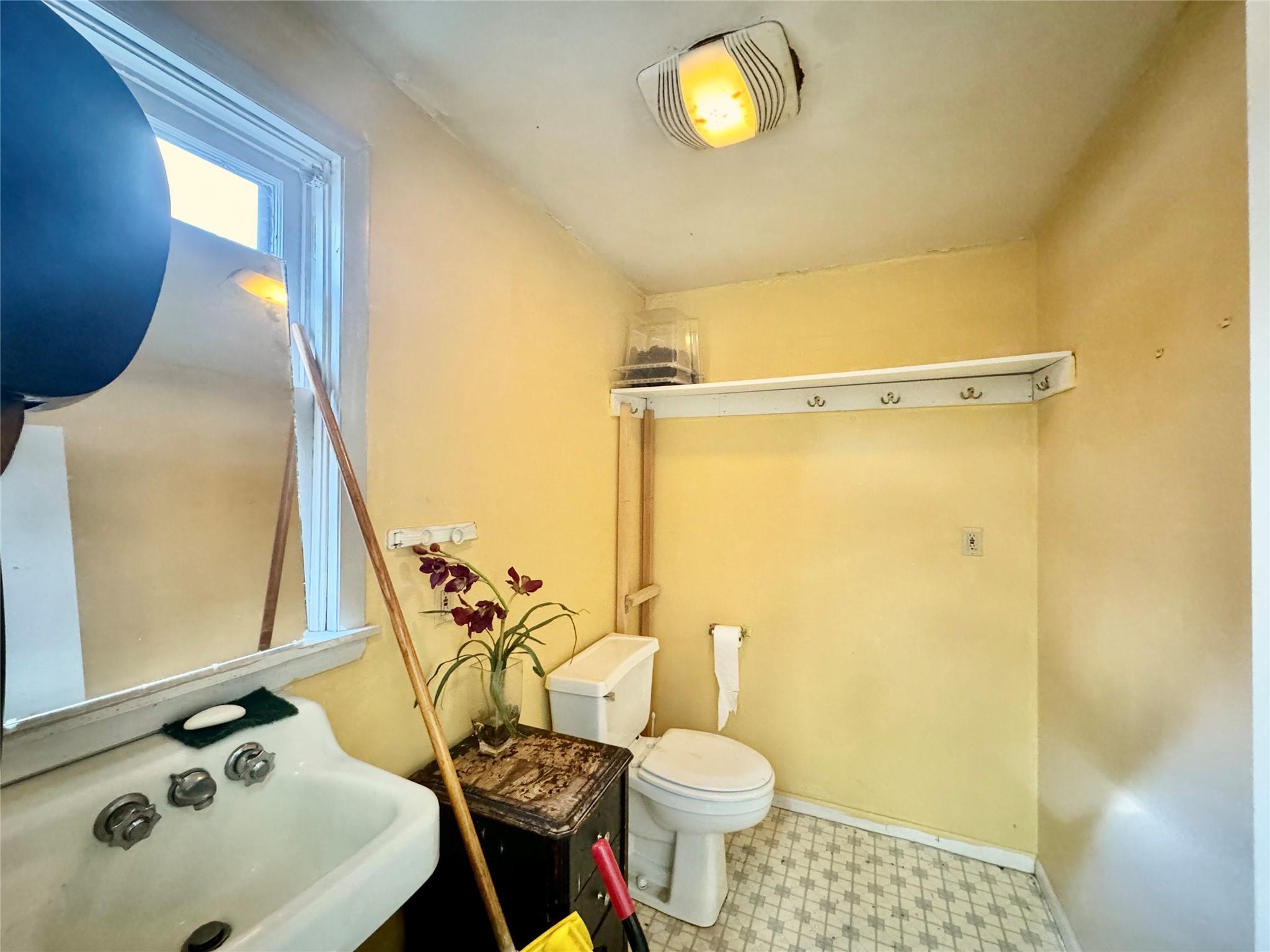 #13 photo, 633 Route 17M, Middletown , NY 10940