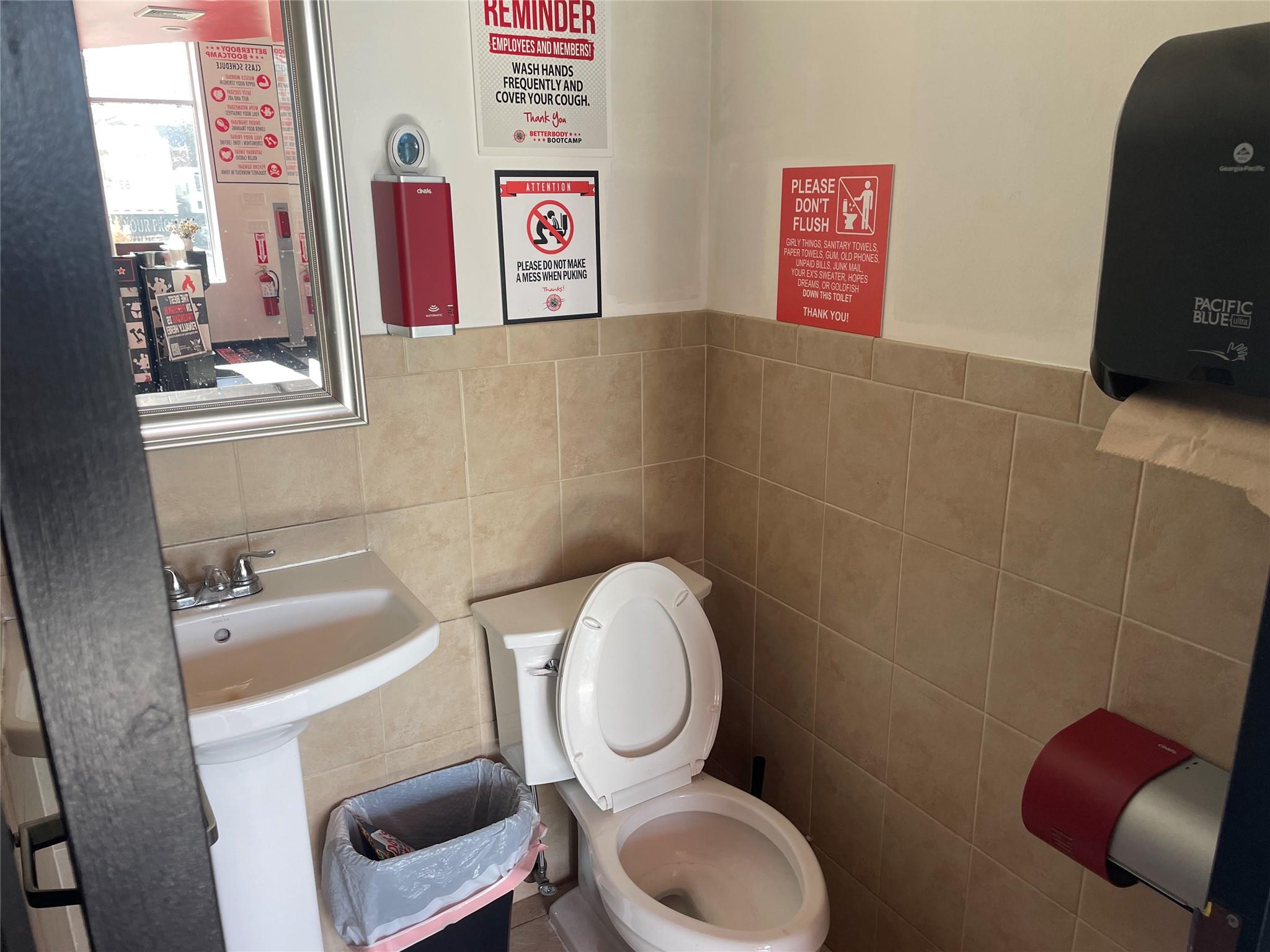 #10 photo, 1631 Jericho Turnpike, ナッソー郡 New Hyde Park , NY 11040