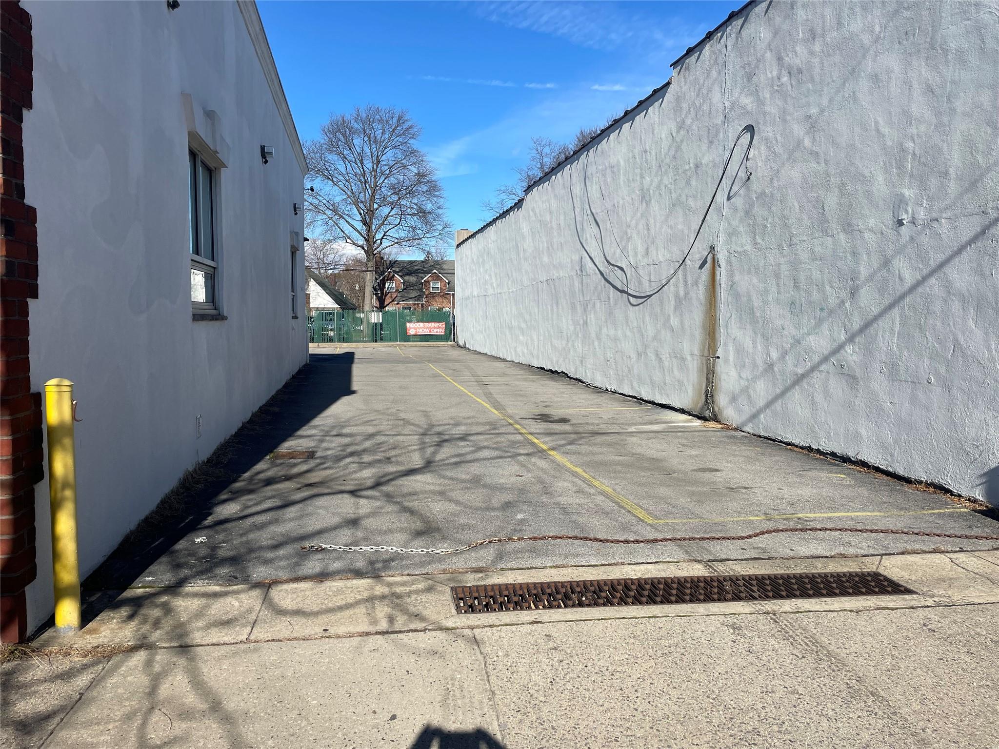 #2 photo, 1631 Jericho Turnpike, ナッソー郡 New Hyde Park , NY 11040