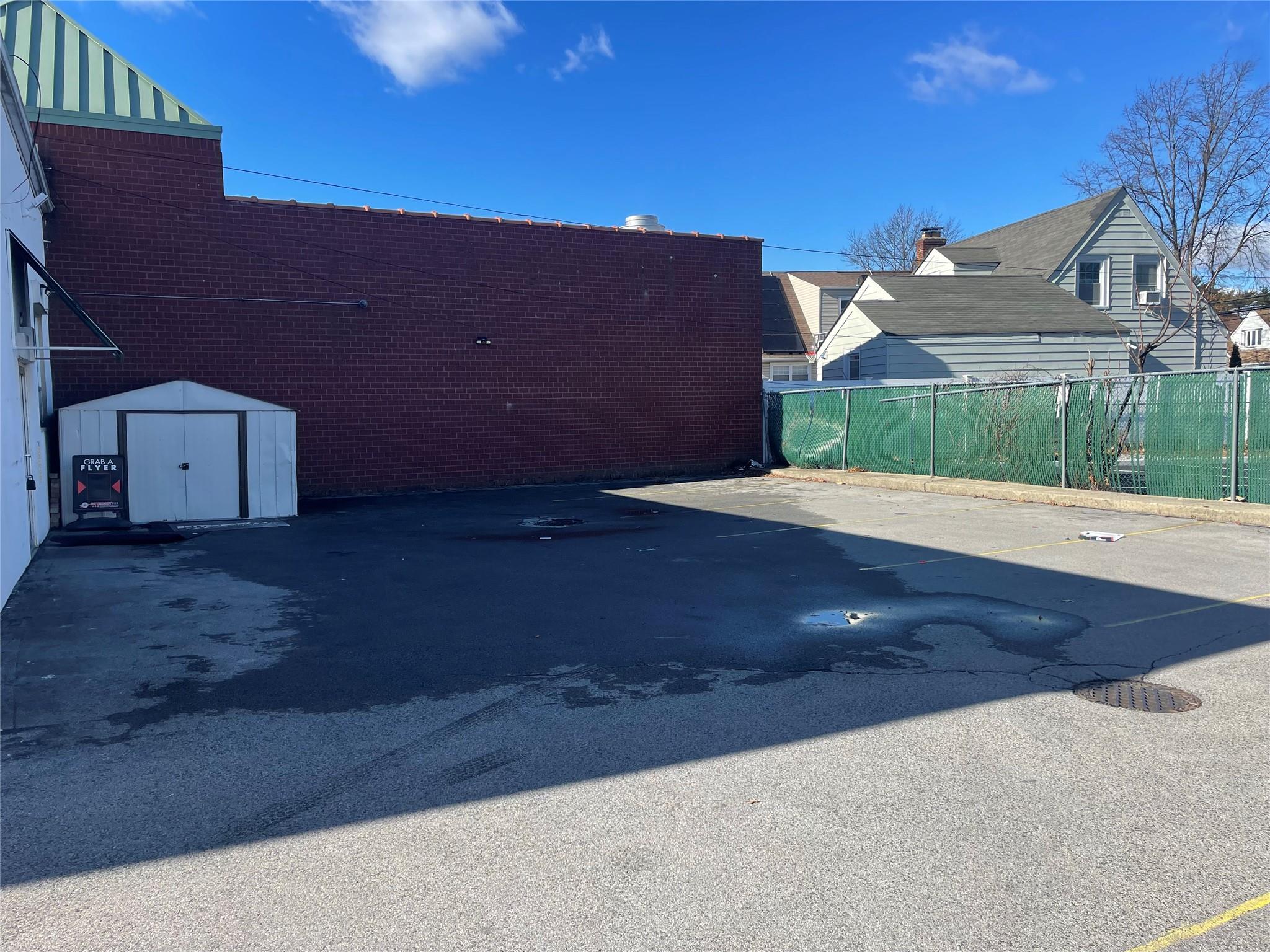 #3 photo, 1631 Jericho Turnpike, ナッソー郡 New Hyde Park , NY 11040