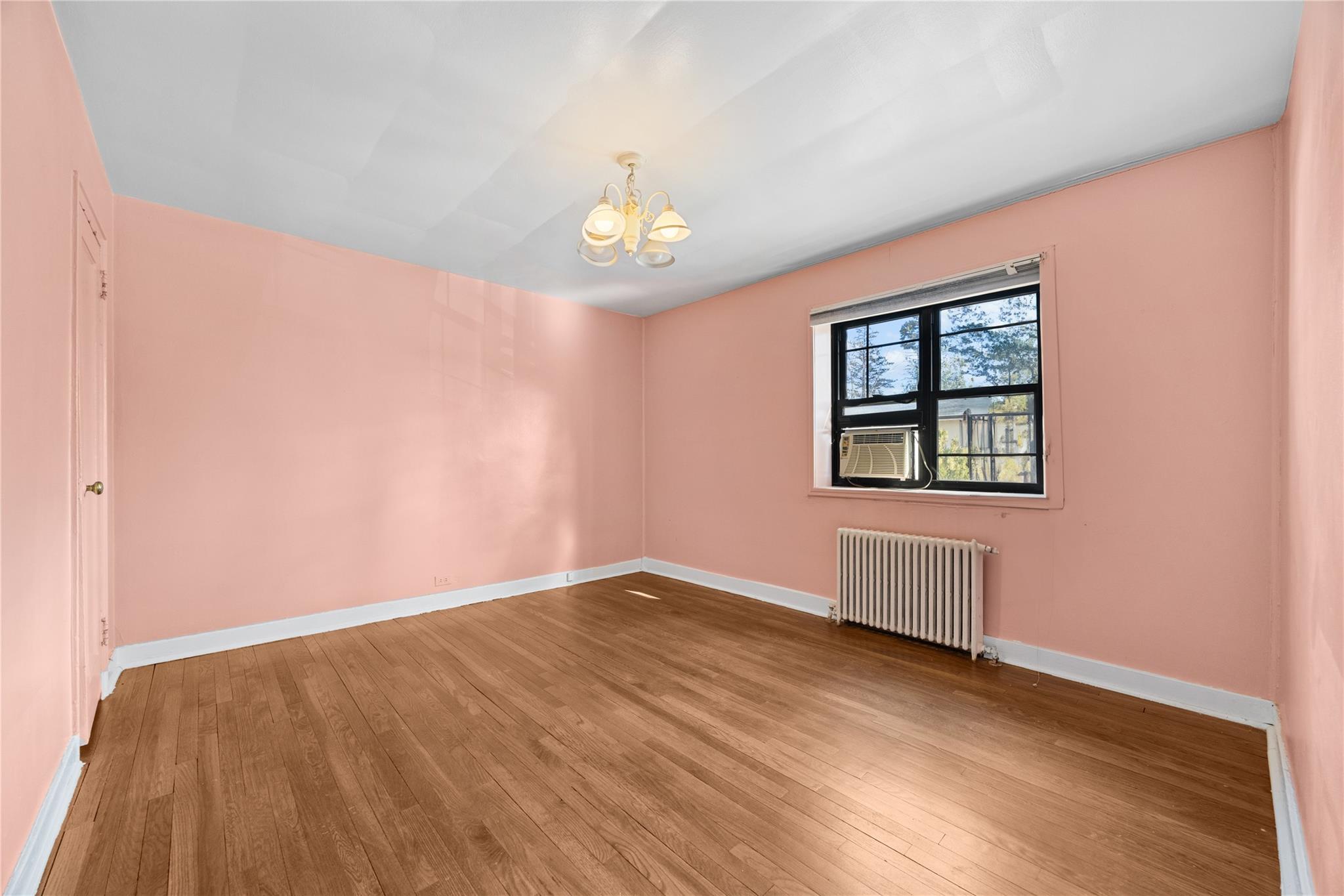 #10 photo, 73 Manchester Road, Eastchester , NY 10709