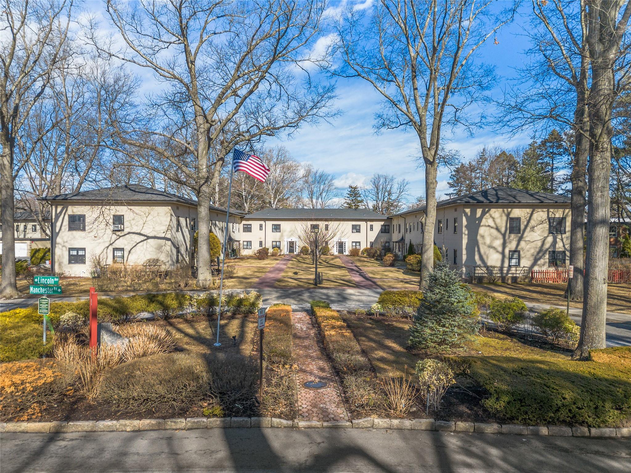 #17 photo, 73 Manchester Road, Eastchester , NY 10709