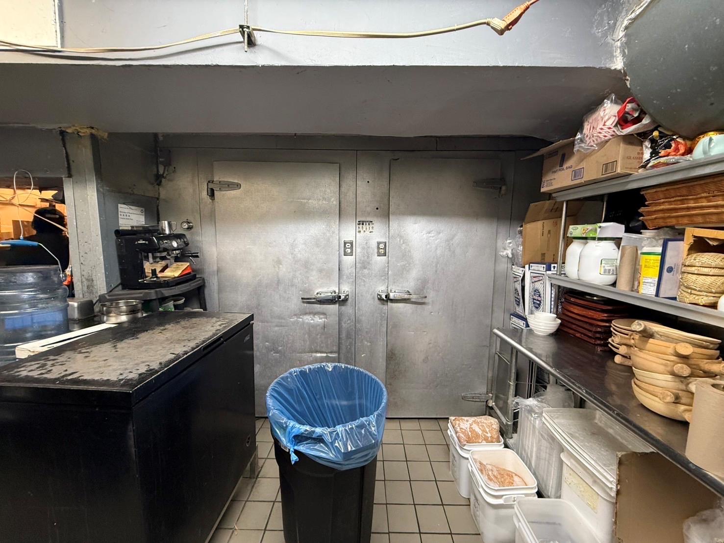 #8 photo, 204 Smith Street, ブルックリン区 Brooklyn , NY 11201