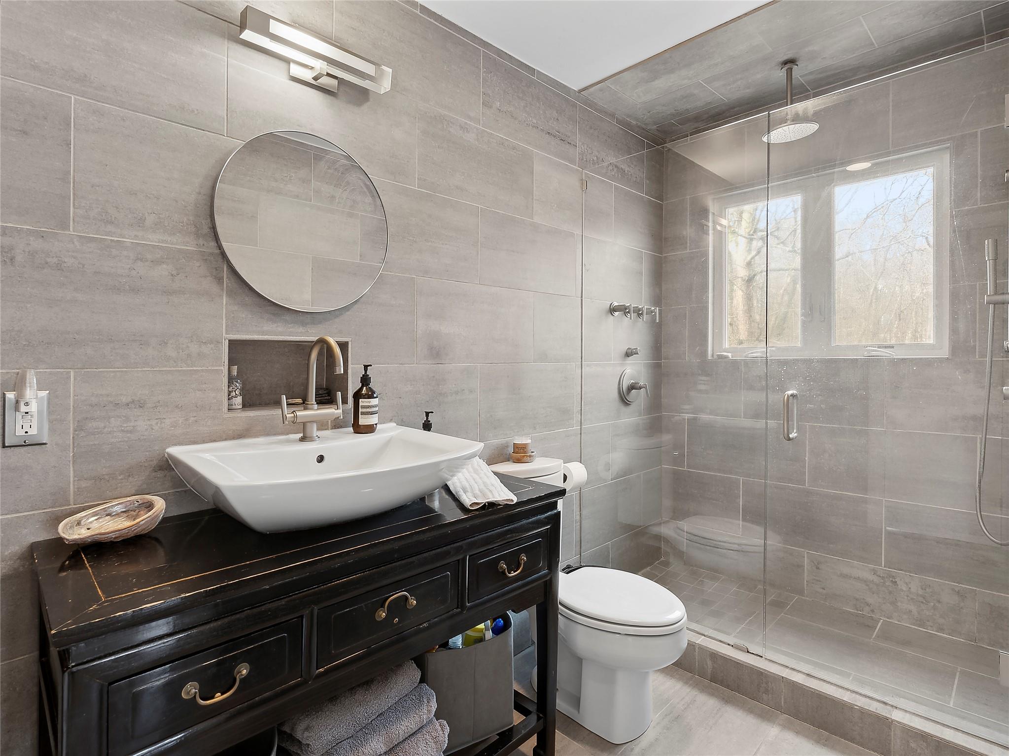 #11 photo, 56 Edison Drive, Montauk , NY 11954