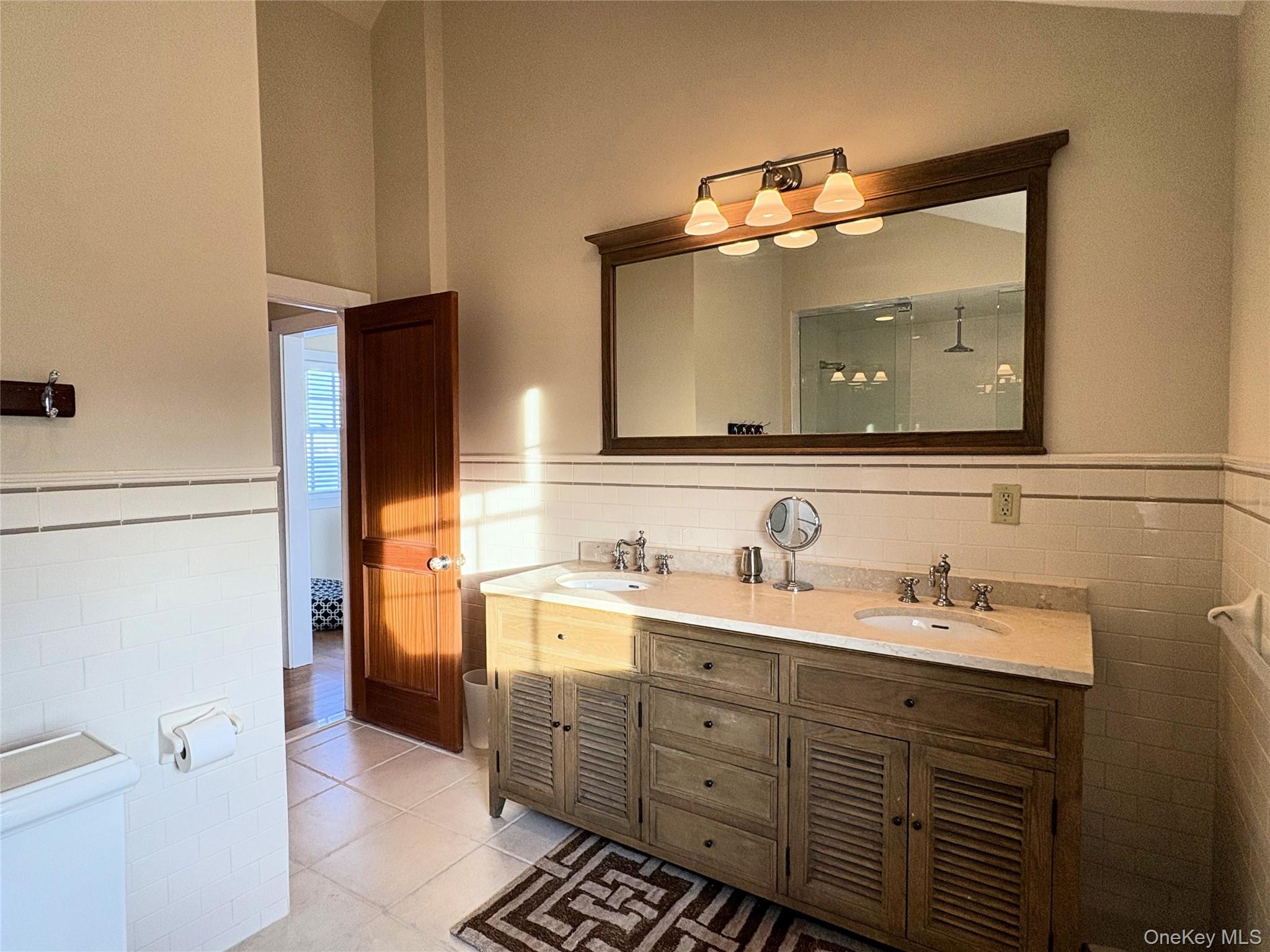 #13 photo, 21 Bayside Avenue, サフォーク郡 East Quogue , NY 11942