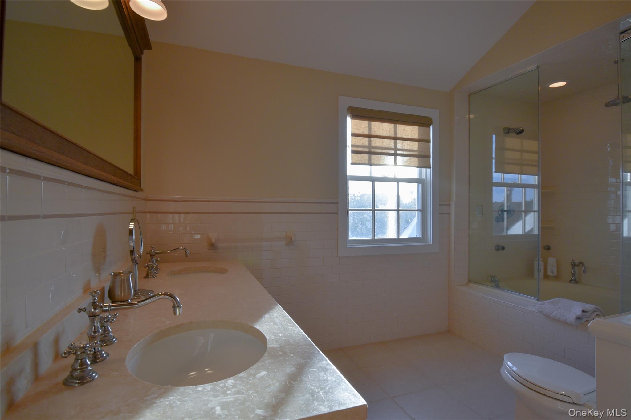 #15 photo, 21 Bayside Avenue, サフォーク郡 East Quogue , NY 11942