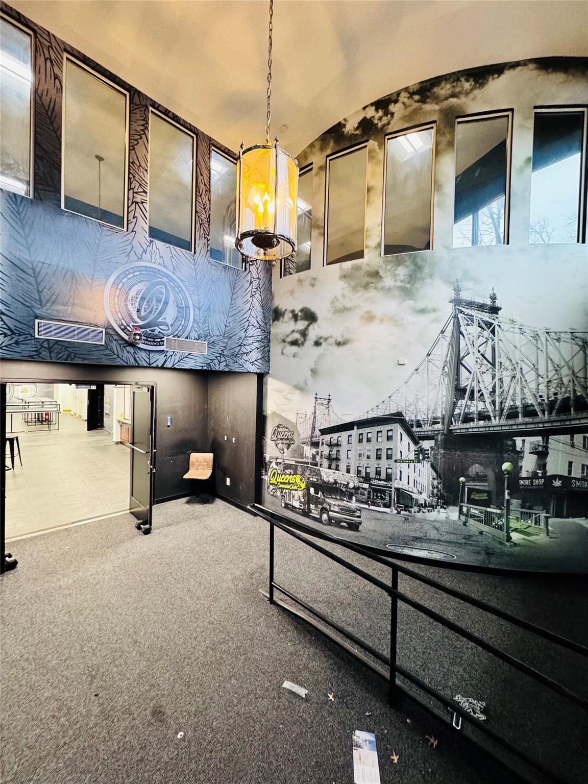 #11 photo, 30-75 Steinway Street, クイーンズ区 Astoria , NY 11103