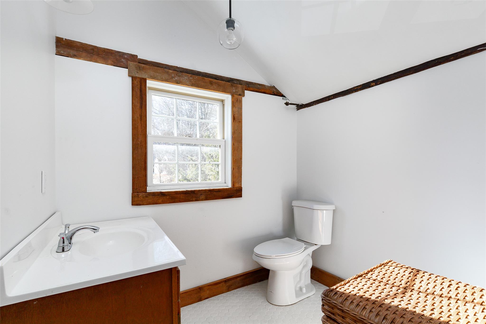 #8 photo, 2404 Salt Point Turnpike, Clinton Corners , NY 12514