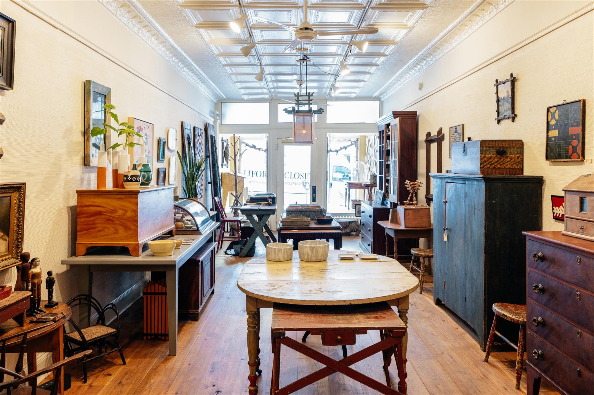 #4 photo, 526-528 Warren Street, Hudson , NY 12534