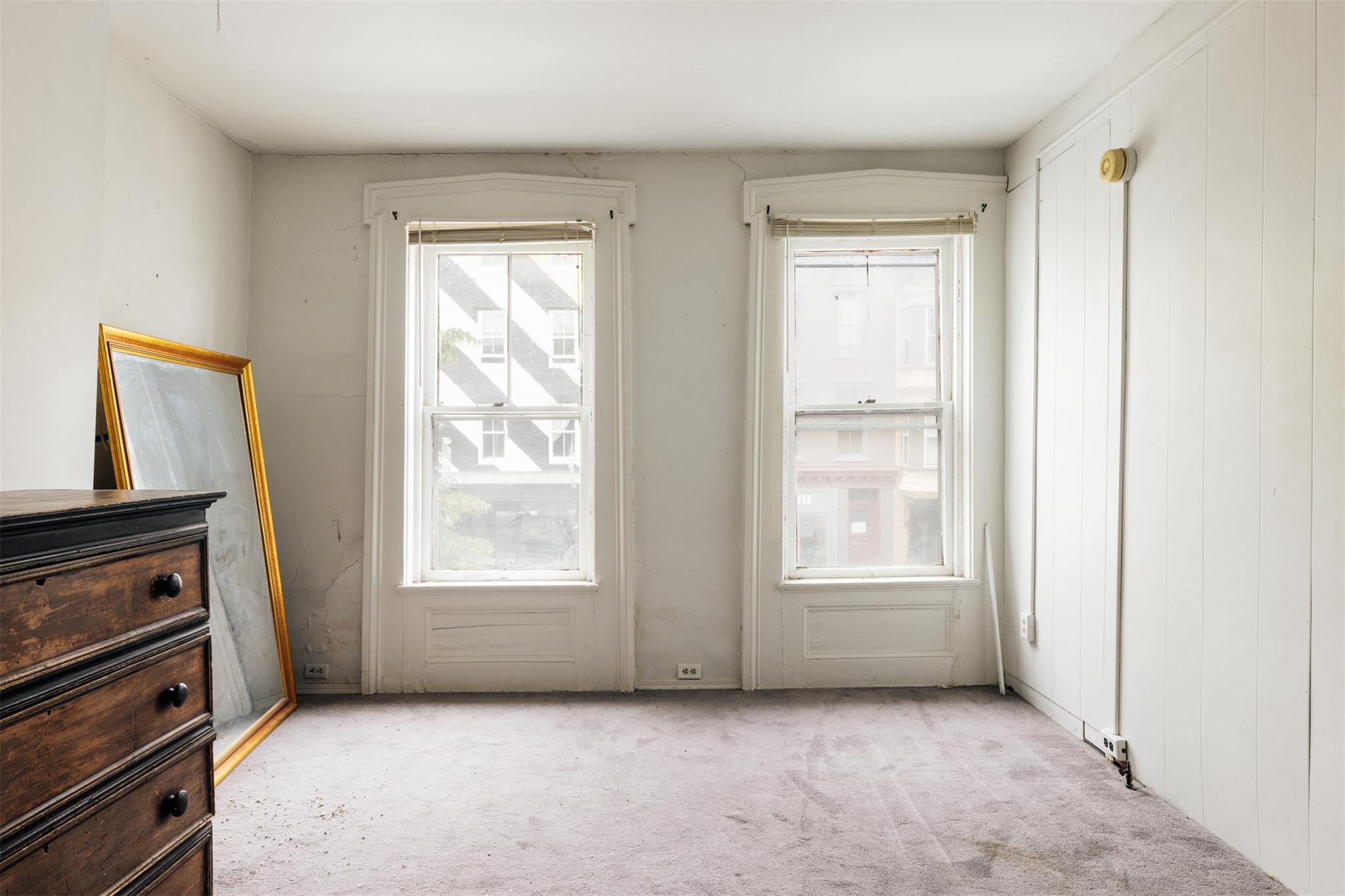 #9 photo, 526-528 Warren Street, Hudson , NY 12534