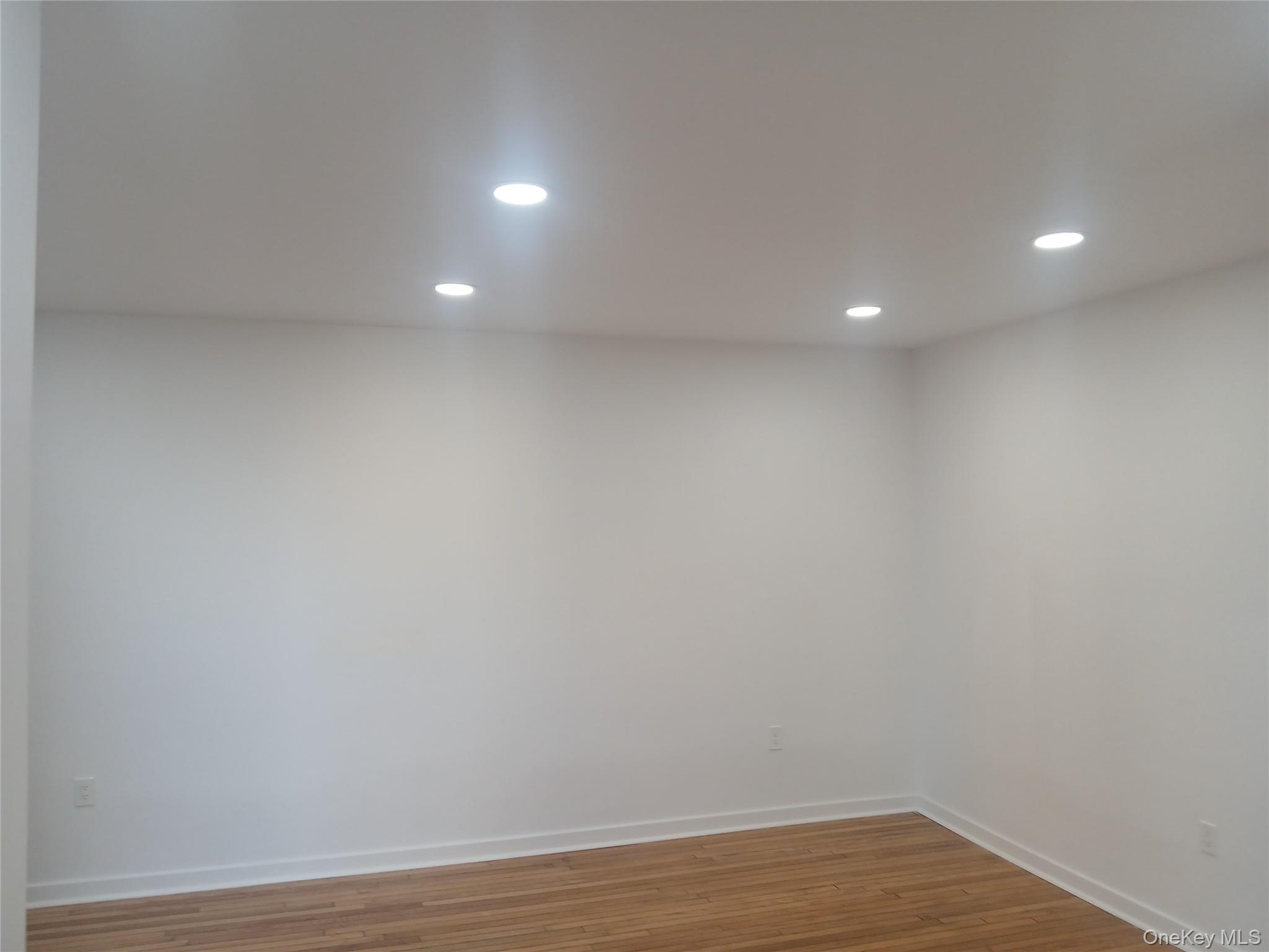 #11 photo, 2120 Mapes Avenue, ブロンクス区 Bronx , NY 10460