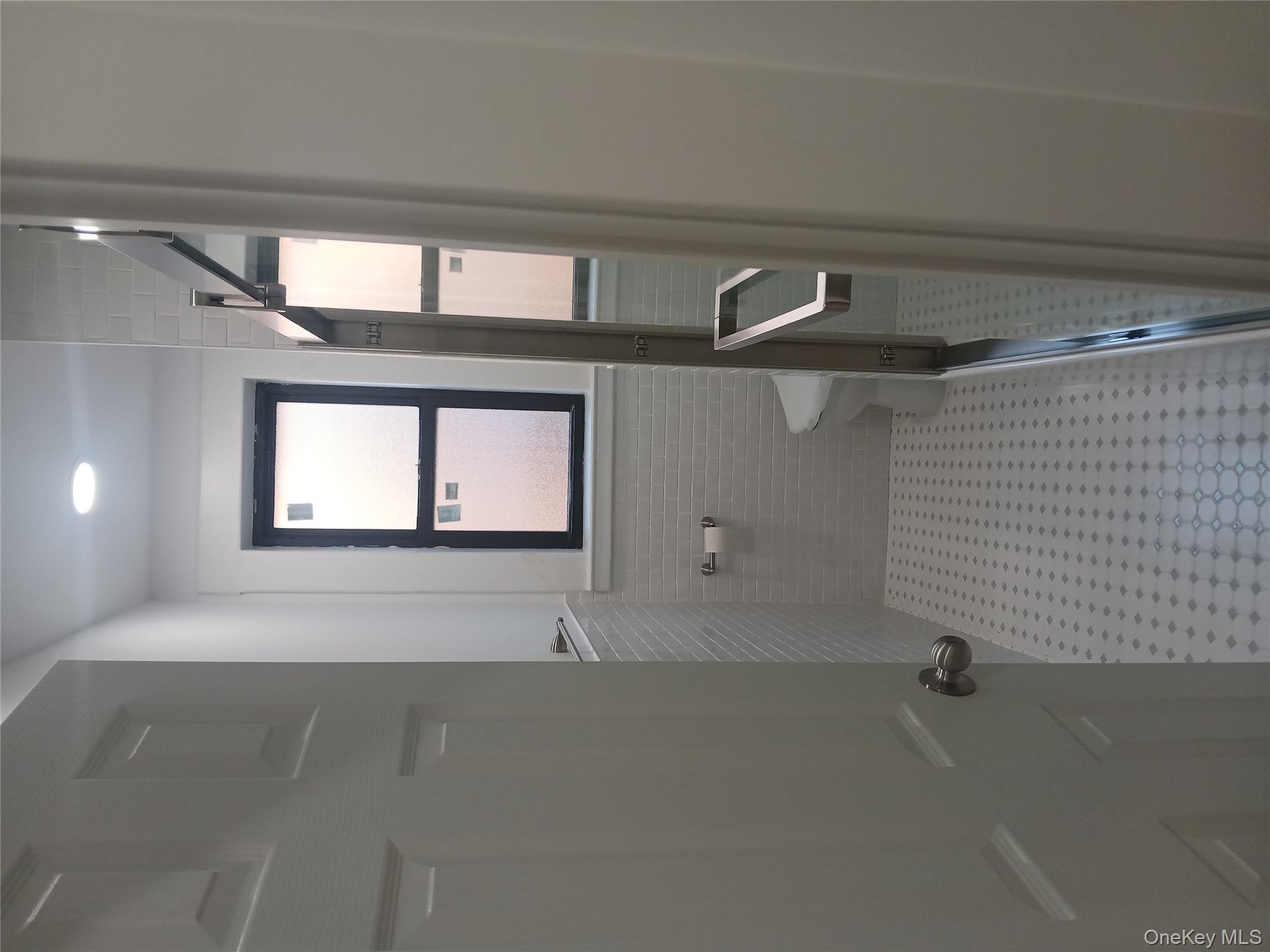 #4 photo, 2120 Mapes Avenue, ブロンクス区 Bronx , NY 10460