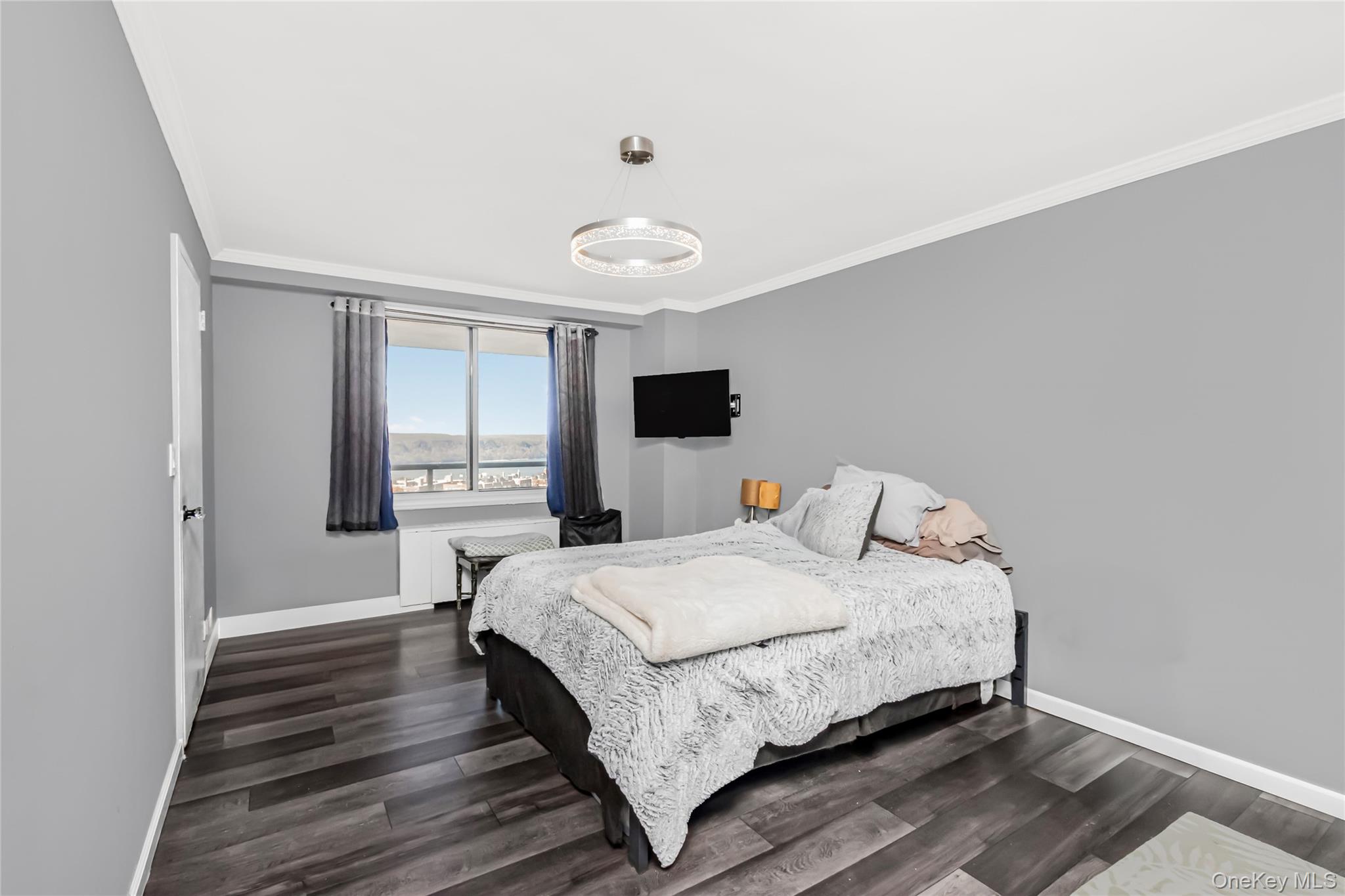 #9 photo, 3333 Henry Hudson Parkway, Bronx , NY 10463