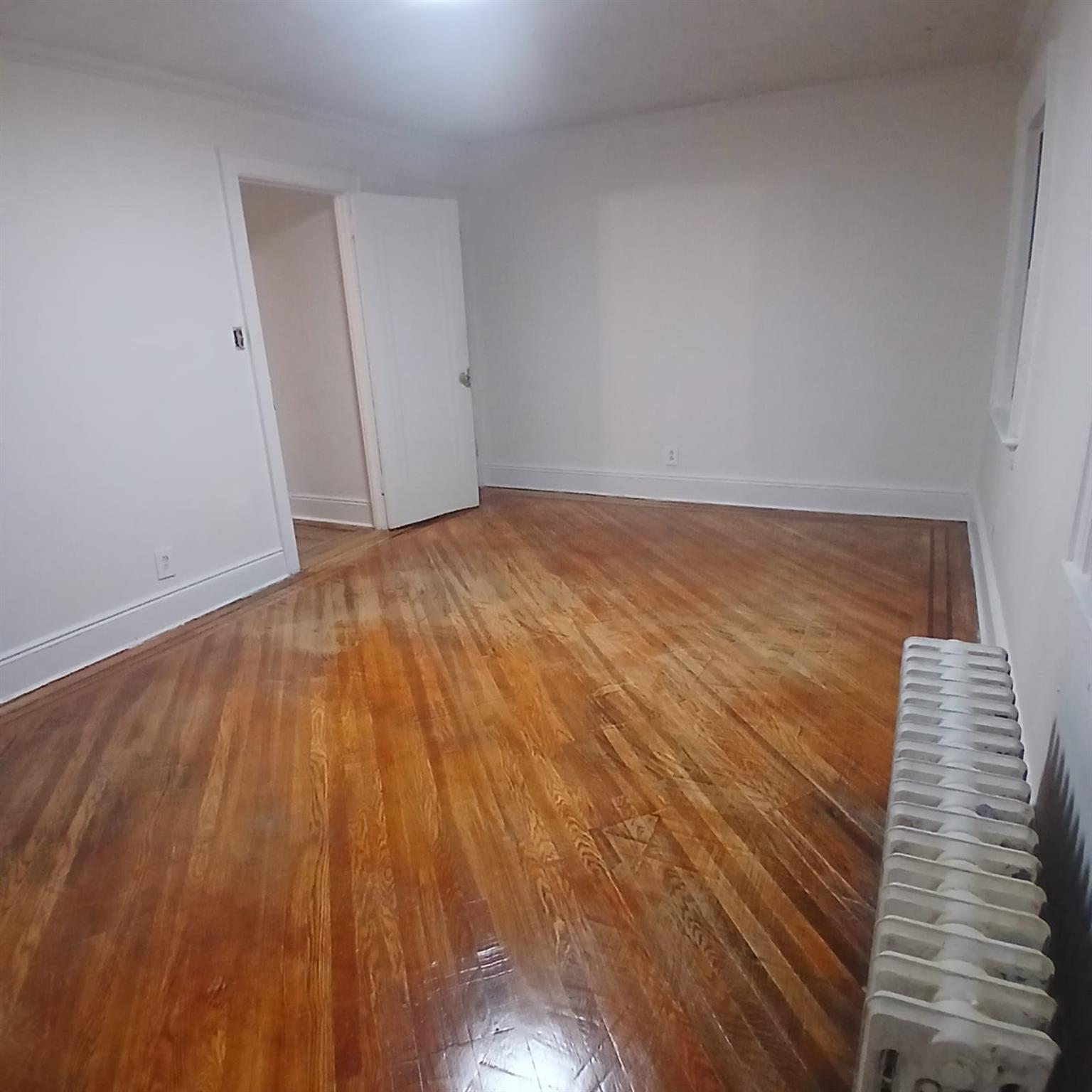 #4 photo, 865 East 15 Street, ブルックリン区 Brooklyn , NY 11230