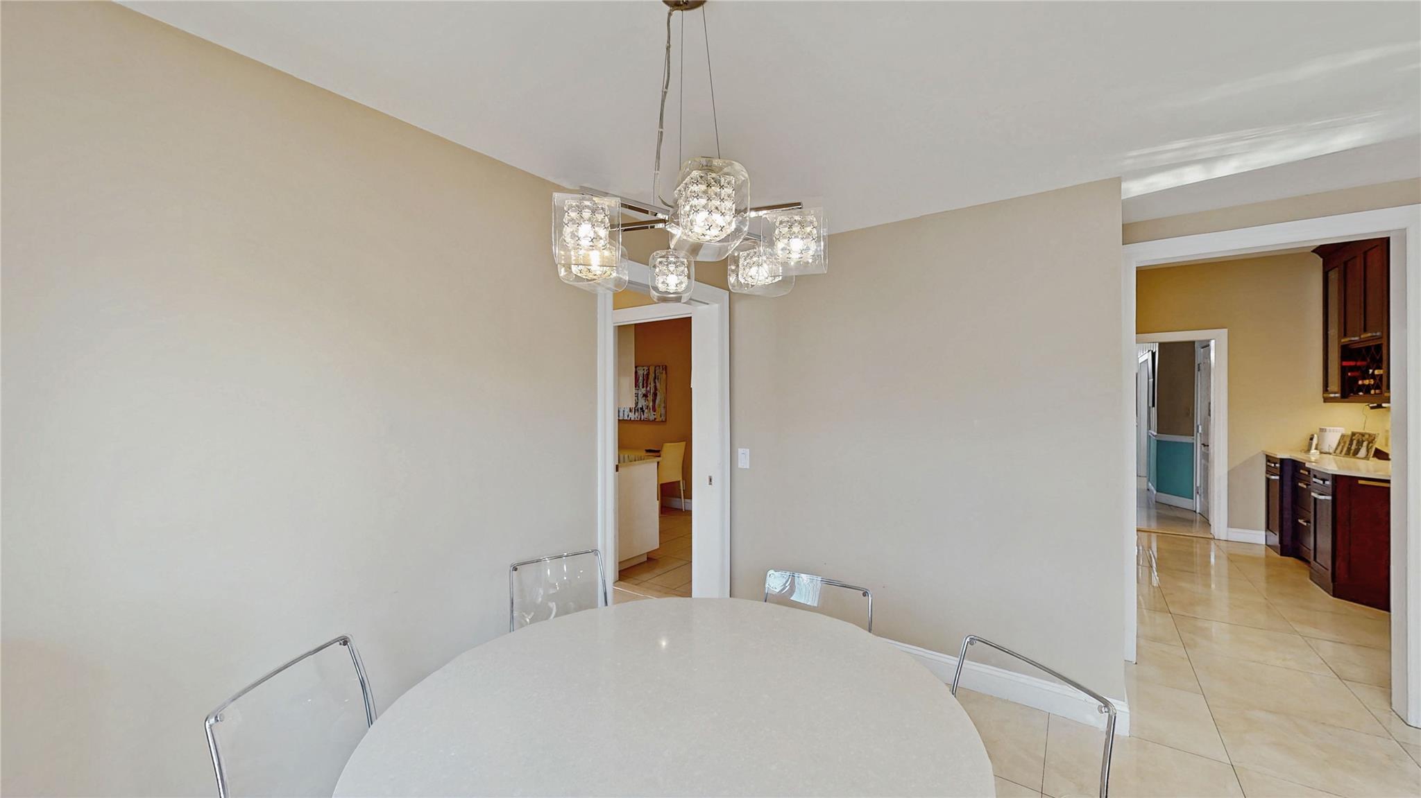 #17 photo, 339 Midwood Road, ナッソー郡 Woodmere , NY 11598