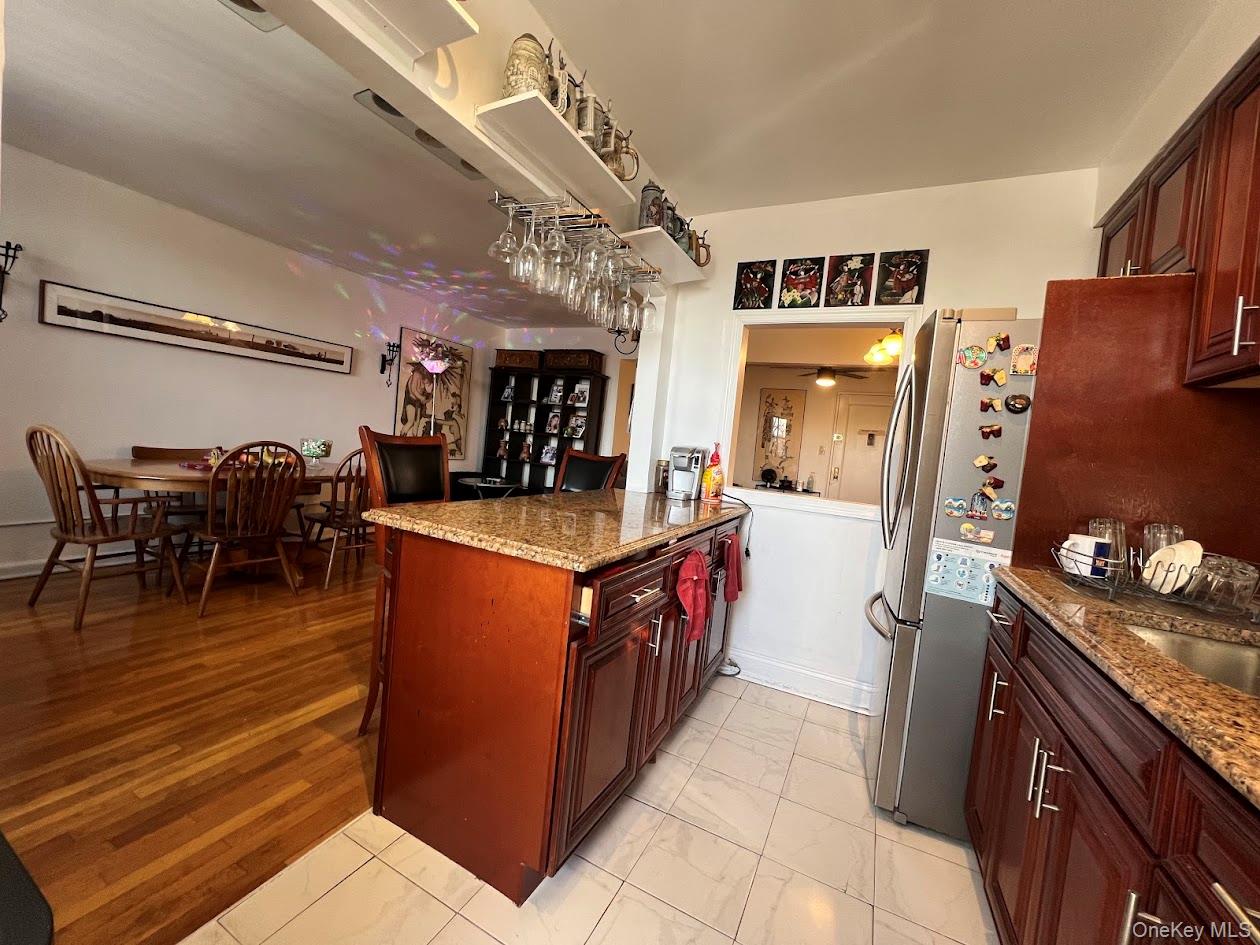 #9 photo, 1425 Thieriot Avenue, ブロンクス区 Bronx , NY 10460