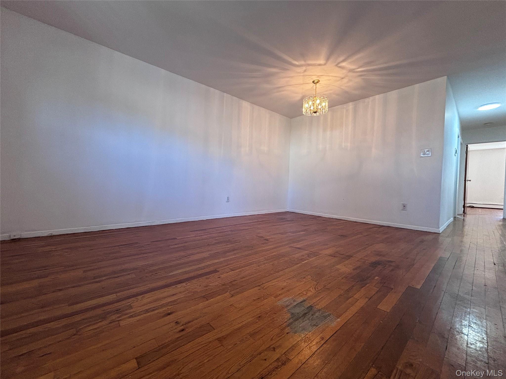 #11 photo, 179-12 145 Avenue, クイーンズ区 Springfield Gardens , NY 11413