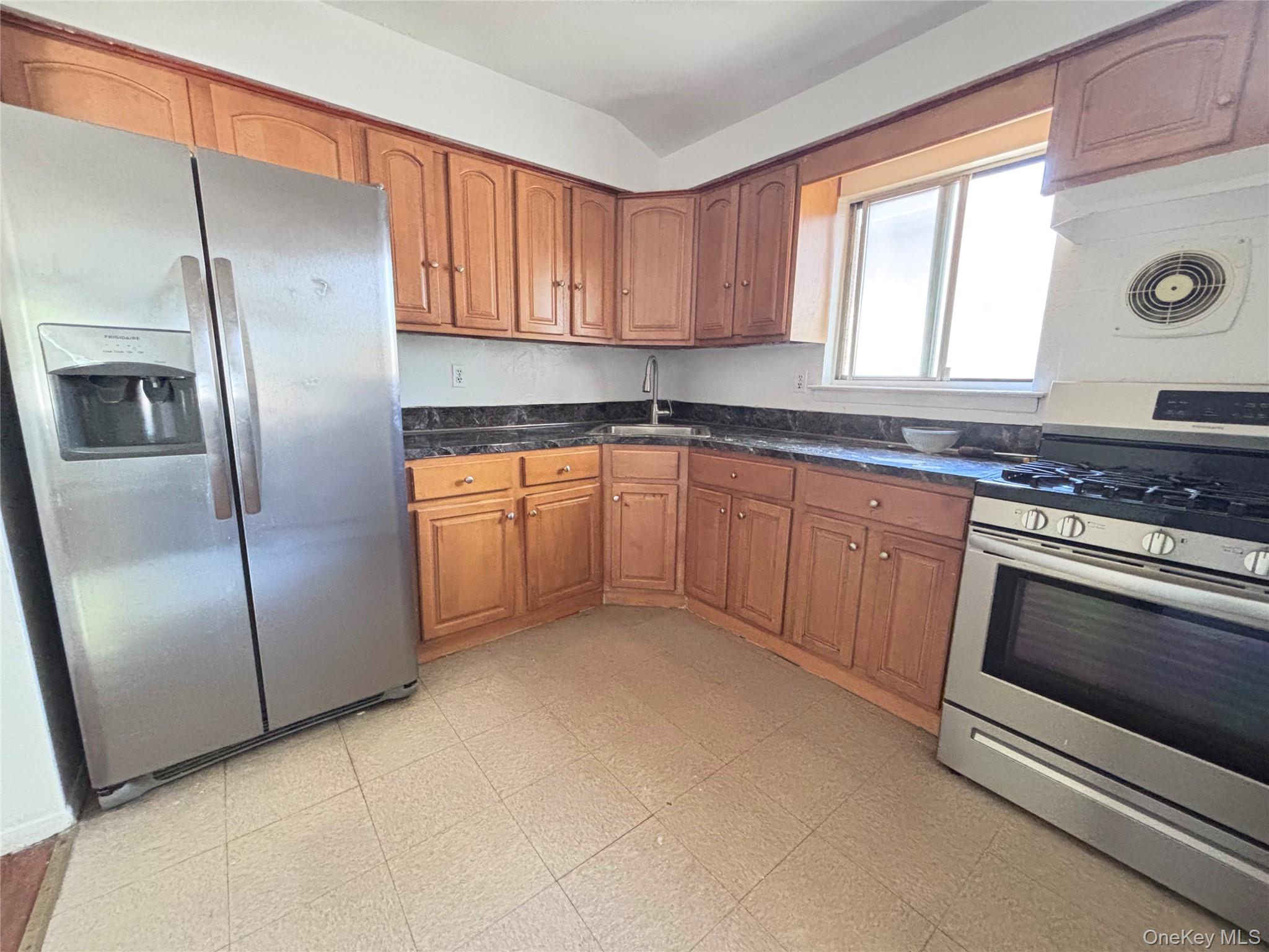 #14 photo, 179-12 145 Avenue, クイーンズ区 Springfield Gardens , NY 11413