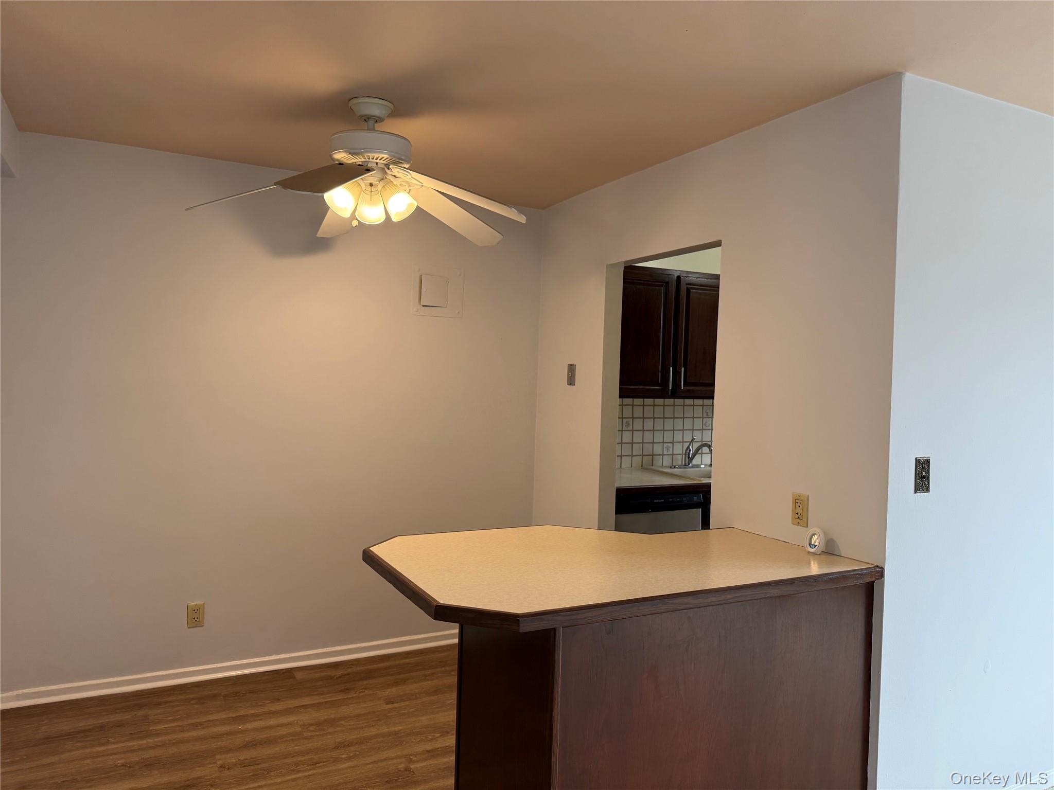 #11 photo, 245 Rumsey Road, Yonkers , NY 10701