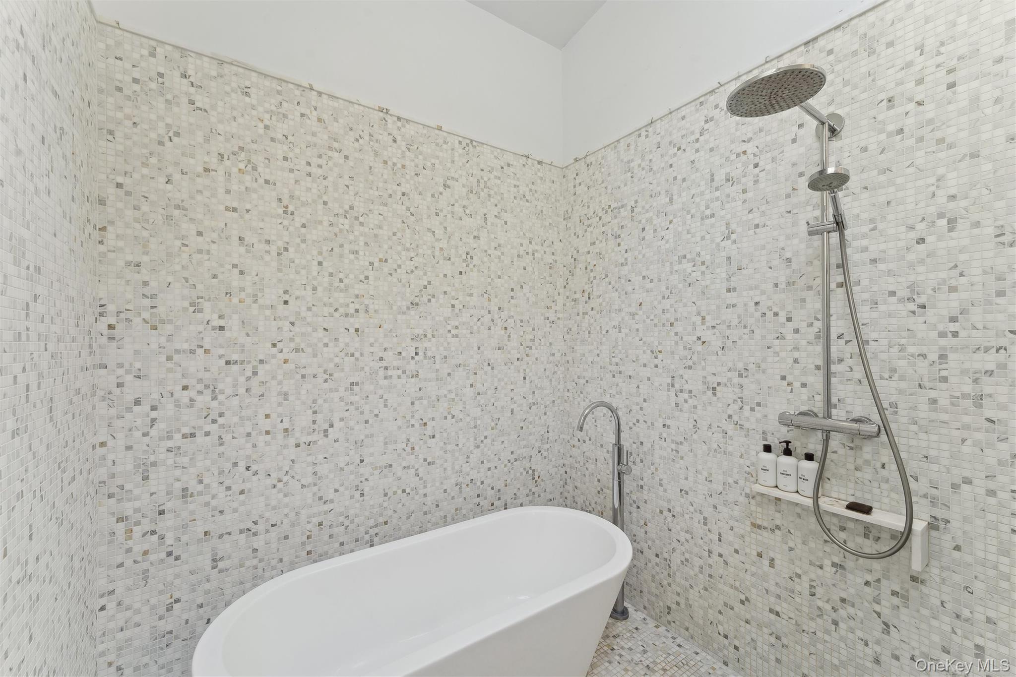 #13 photo, 24 Quogue Riverhead Road, サフォーク郡 Quogue , NY 11959