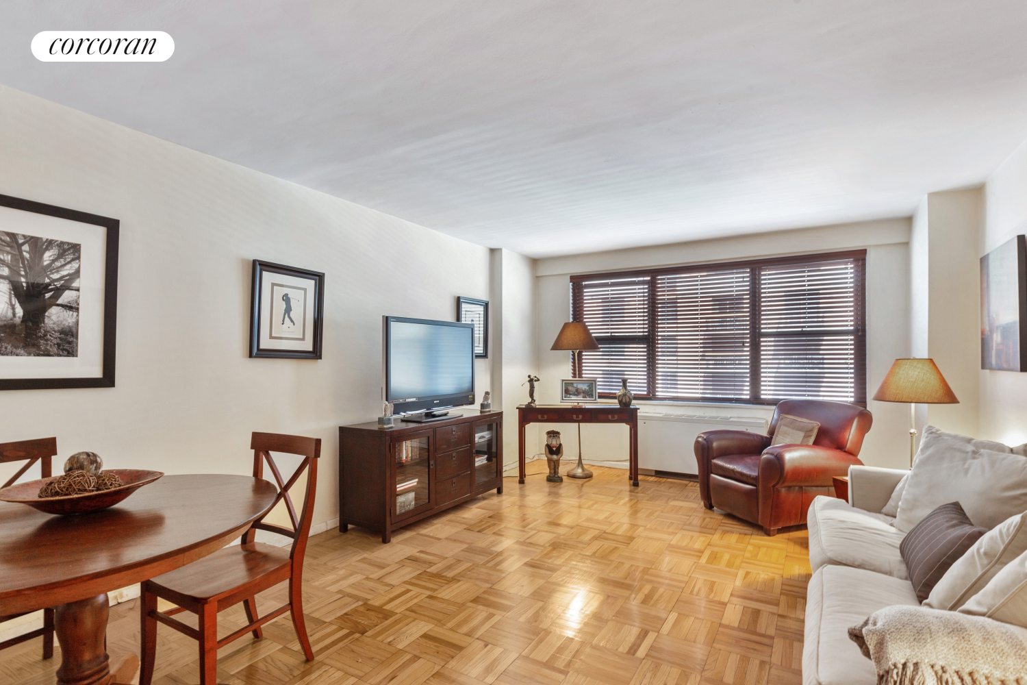 #1 photo, 201 E 25TH Street, 曼哈顿 基普斯湾 Kips Bay , NY 10010