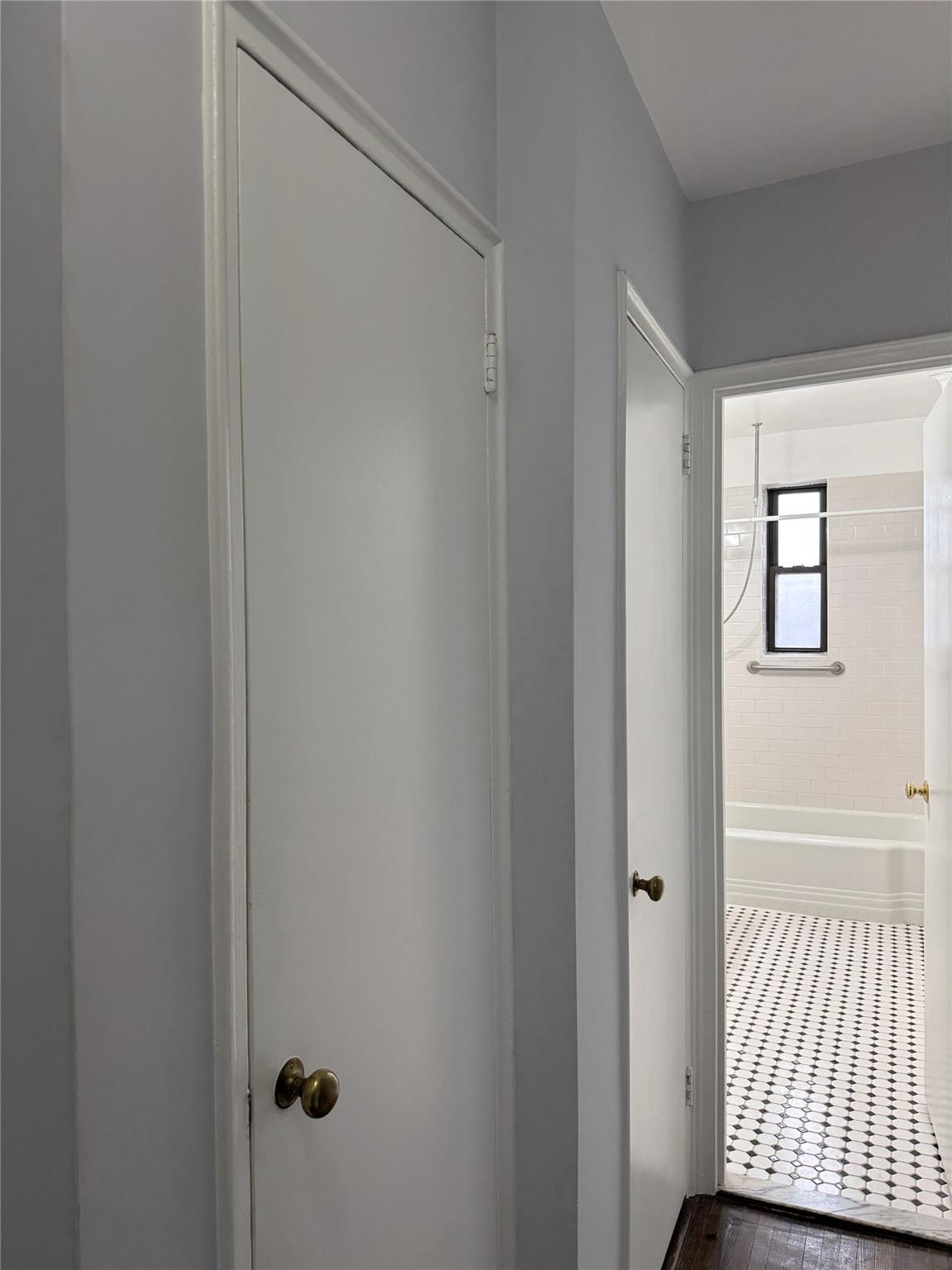 #16 photo, 143-50 Hoover Ave, クイーンズ区 Briarwood , NY 11435