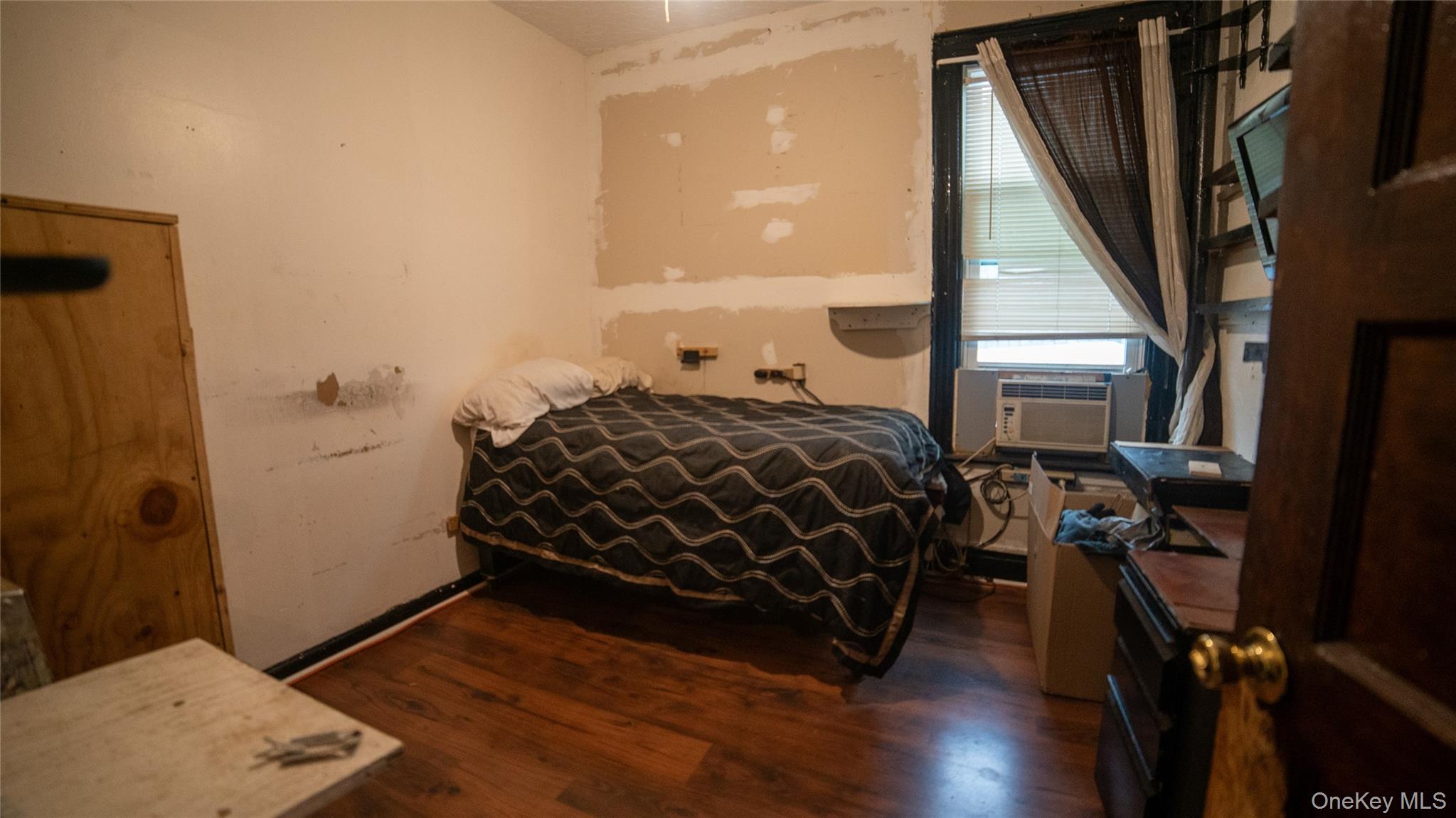 #14 photo, 3301 Cruger Avenue, Bronx , NY 10467