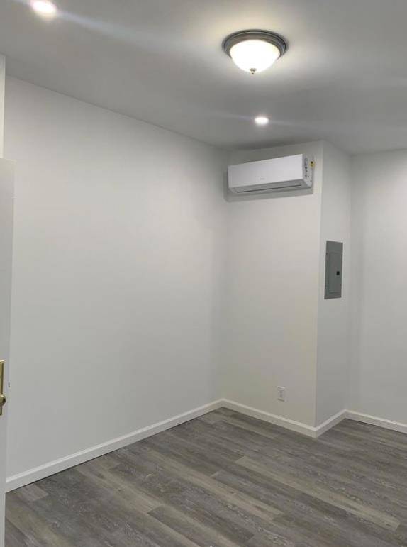 #5 photo, 3359 Seymour Avenue, ブロンクス区 Laconia , NY 10469