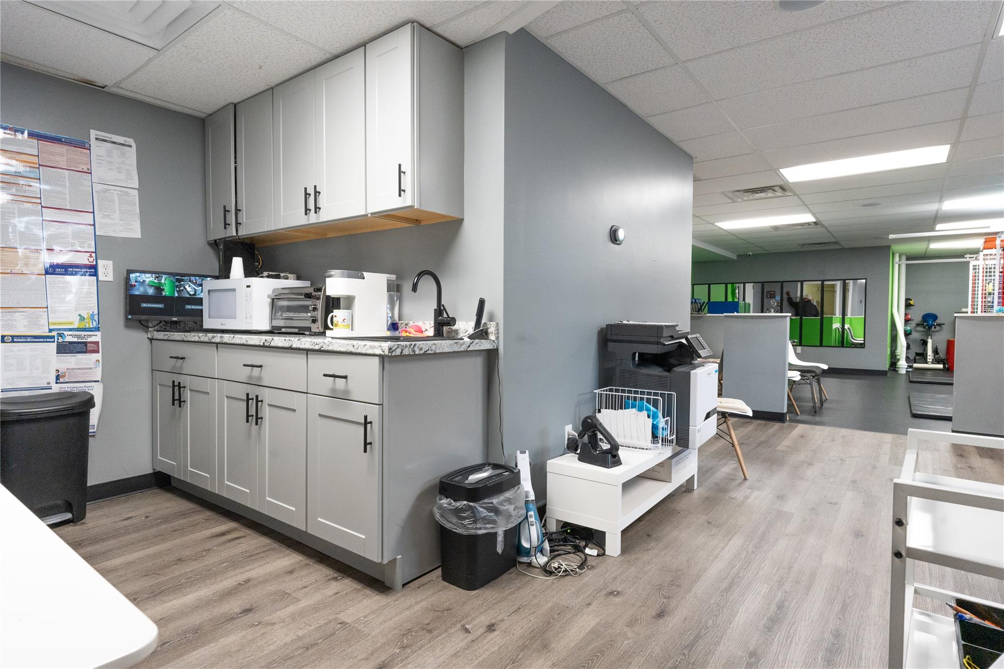 #10 photo, 160 Commack Road, サフォーク郡 Commack , NY 11725