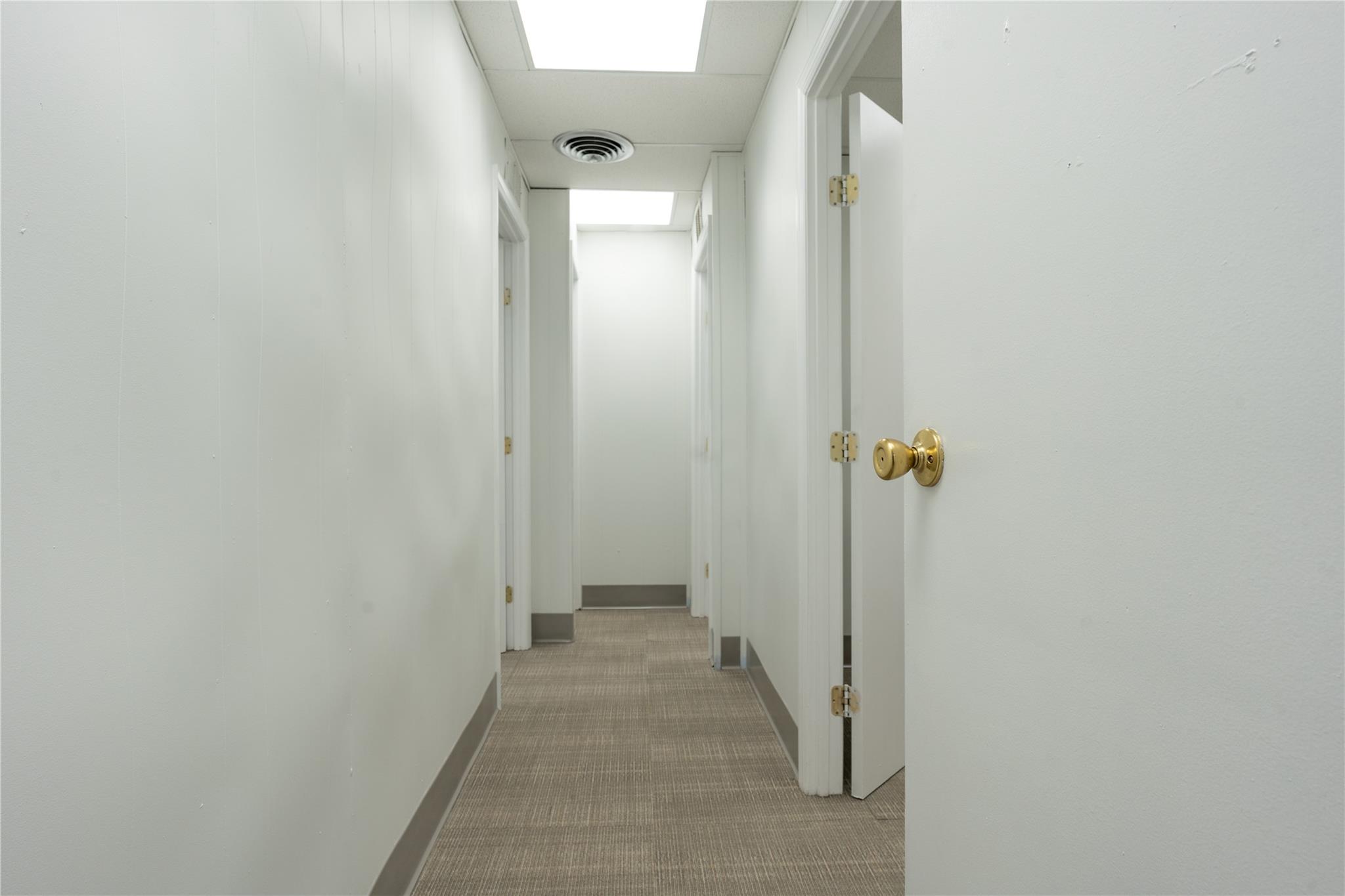 #10 photo, 160 Commack Road, サフォーク郡 Commack , NY 11725