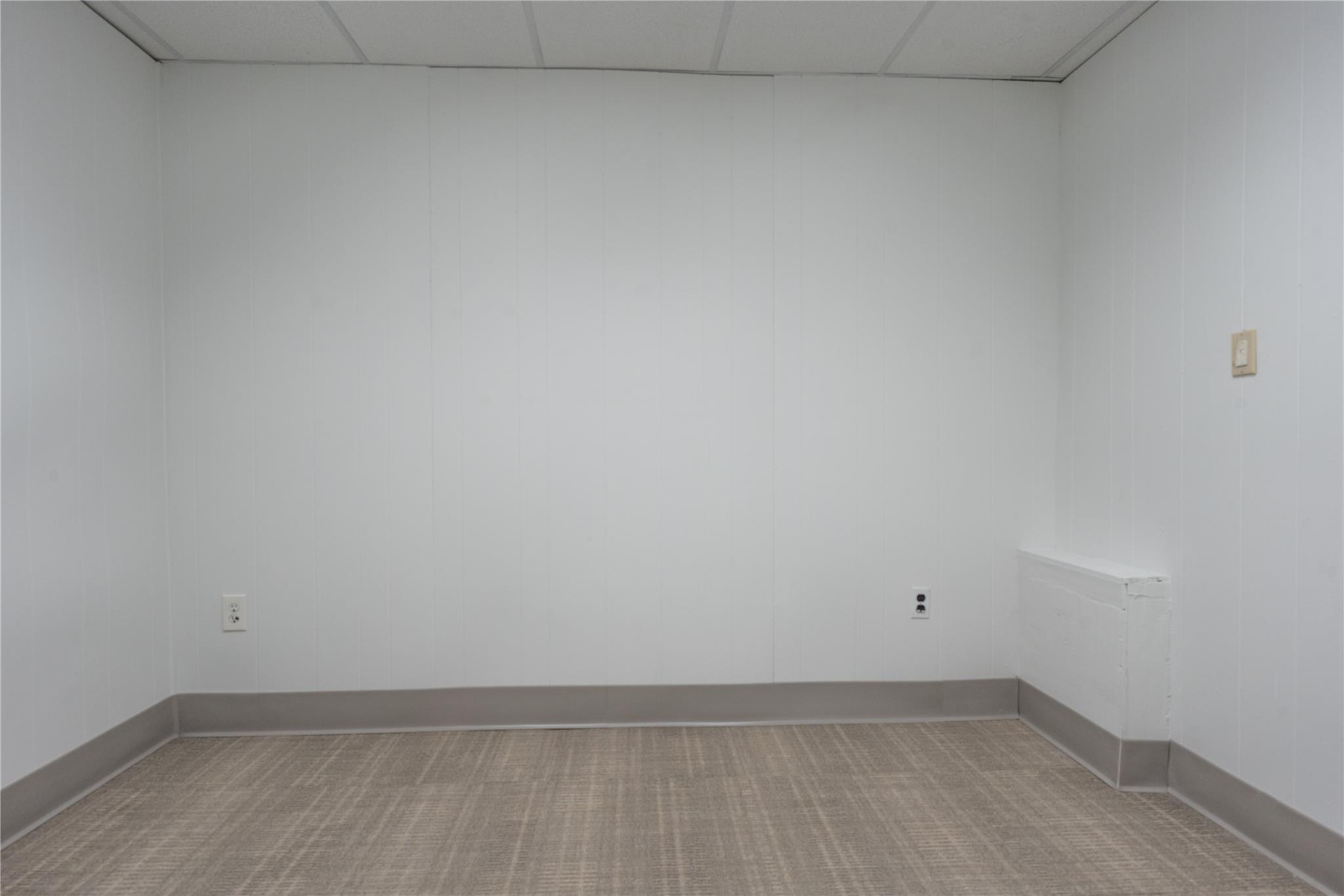 #11 photo, 160 Commack Road, サフォーク郡 Commack , NY 11725