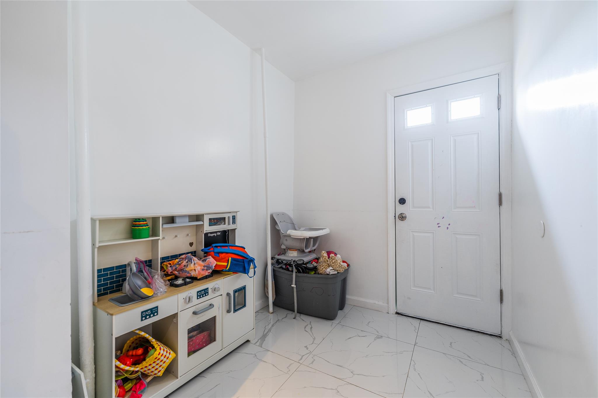 #8 photo, 78-24 68th Road, Middle Village , NY 11379