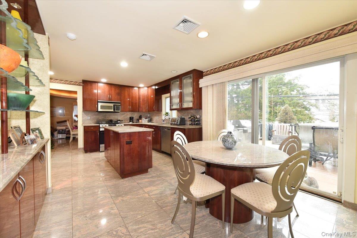 #11 photo, 748 Sherwood Street, ナッソー郡 North Woodmere , NY 11581