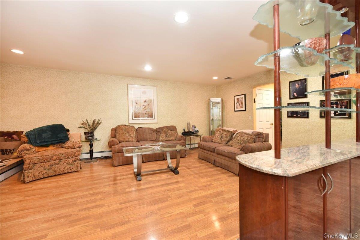 #15 photo, 748 Sherwood Street, ナッソー郡 North Woodmere , NY 11581