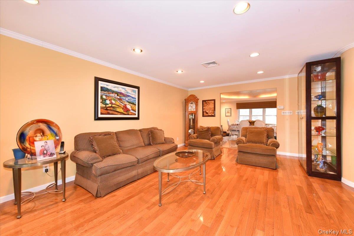 #5 photo, 748 Sherwood Street, ナッソー郡 North Woodmere , NY 11581