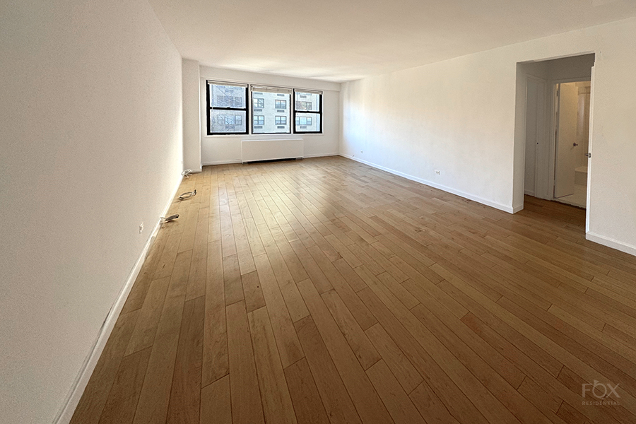 #1 photo, 201 E 83RD Street, Yorkville , NY 10028