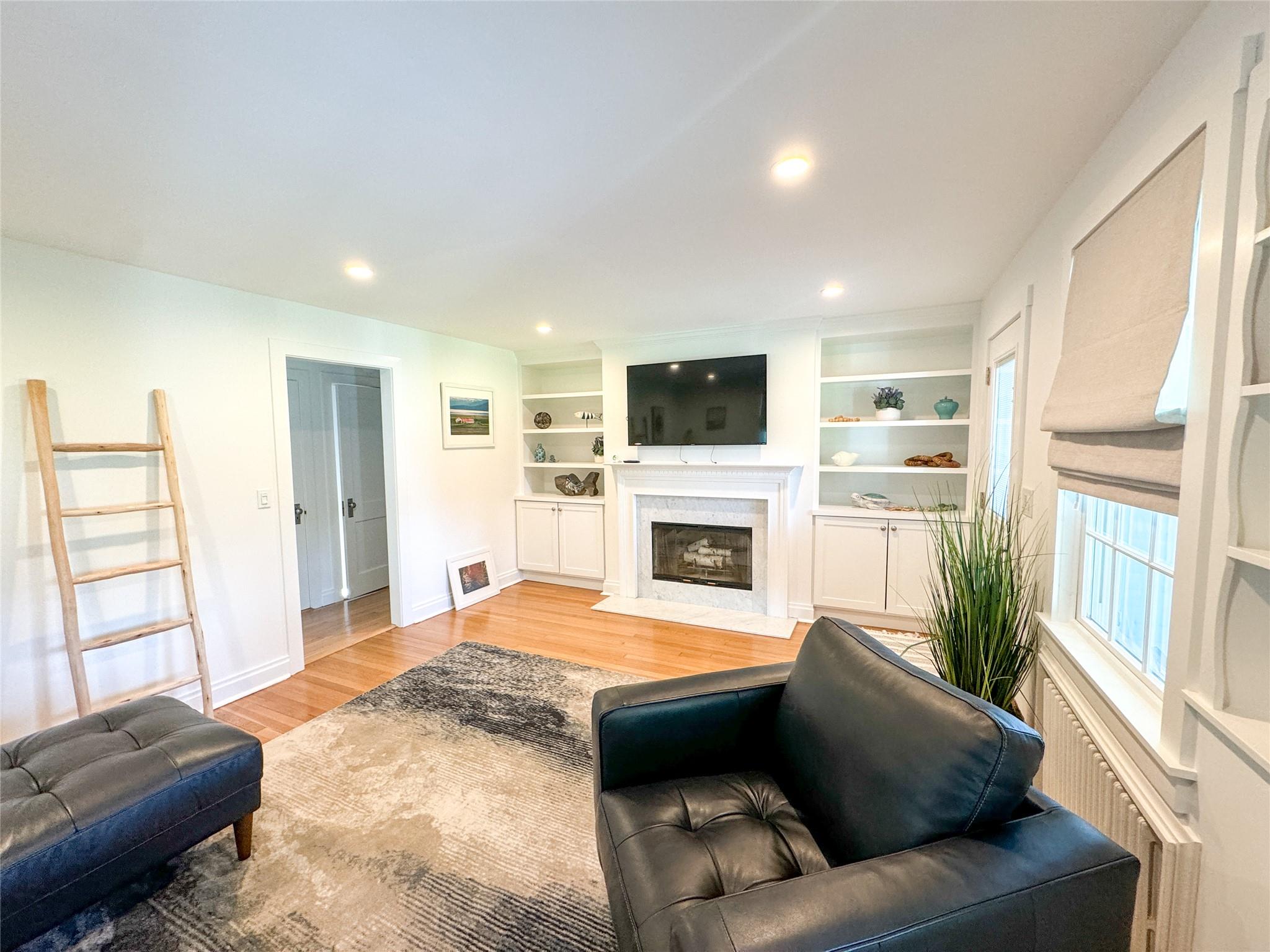 #18 photo, 31 Liberty Street, サフォーク郡 Westhampton Beach , NY 11978