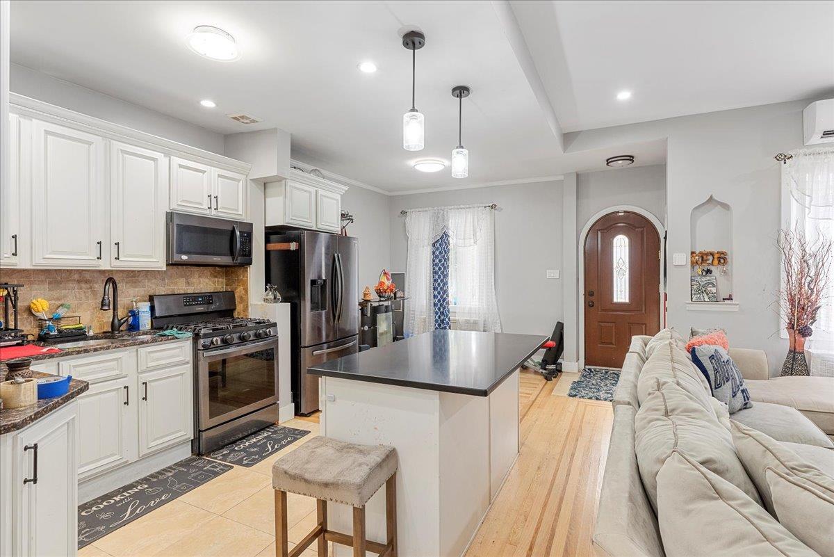 #4 photo, 335 E 59th Street, 布鲁克林 Brooklyn , NY 11203