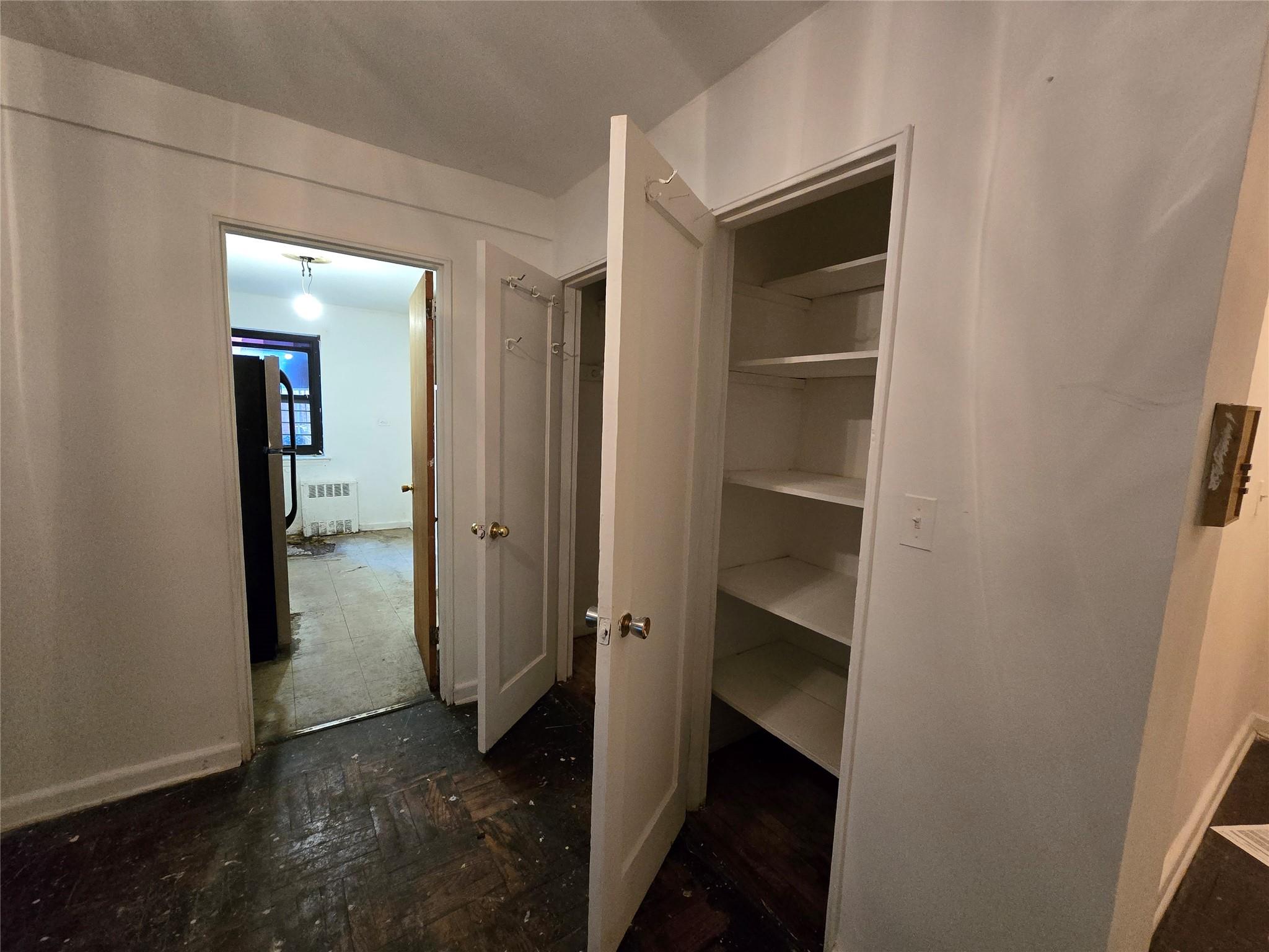 #4 photo, 102-25 67th RD, クイーンズ区 Forest Hills , NY 11375