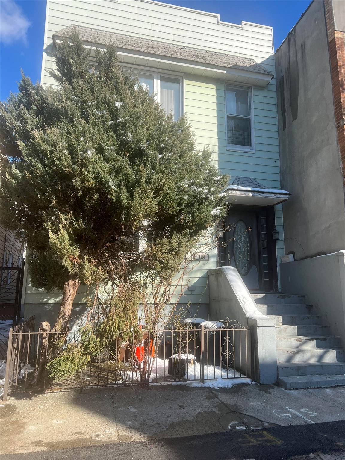 #1 photo, 7151 67 Place, 皇后區 Glendale , NY 11385