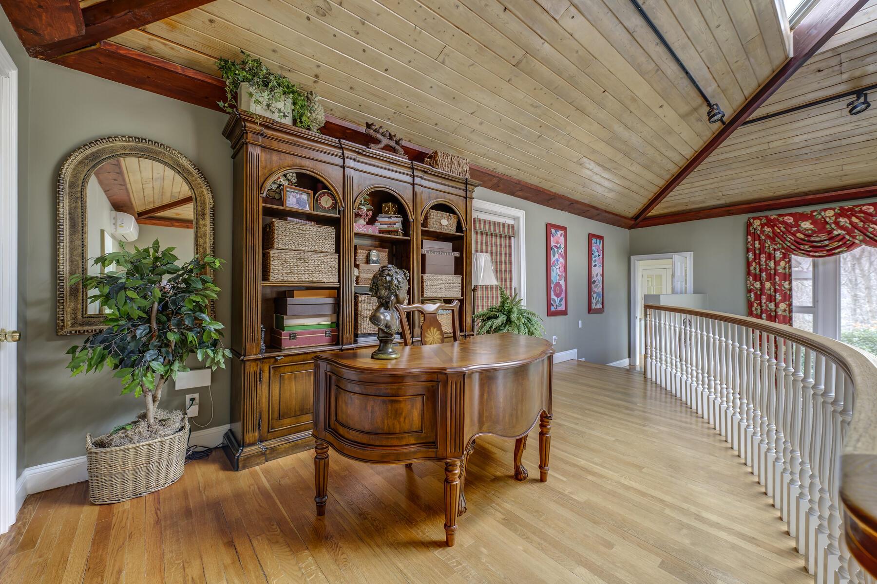 #20 photo, 121 Laurel Lane, ناسو Laurel Hollow , NY 11791