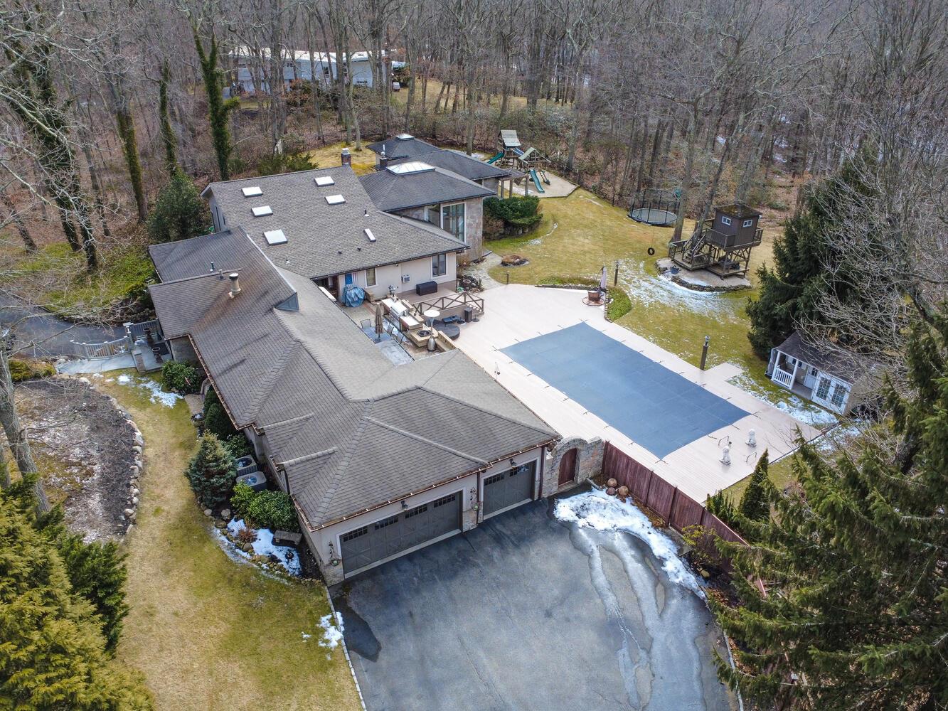 #5 photo, 121 Laurel Lane, ناسو Laurel Hollow , NY 11791