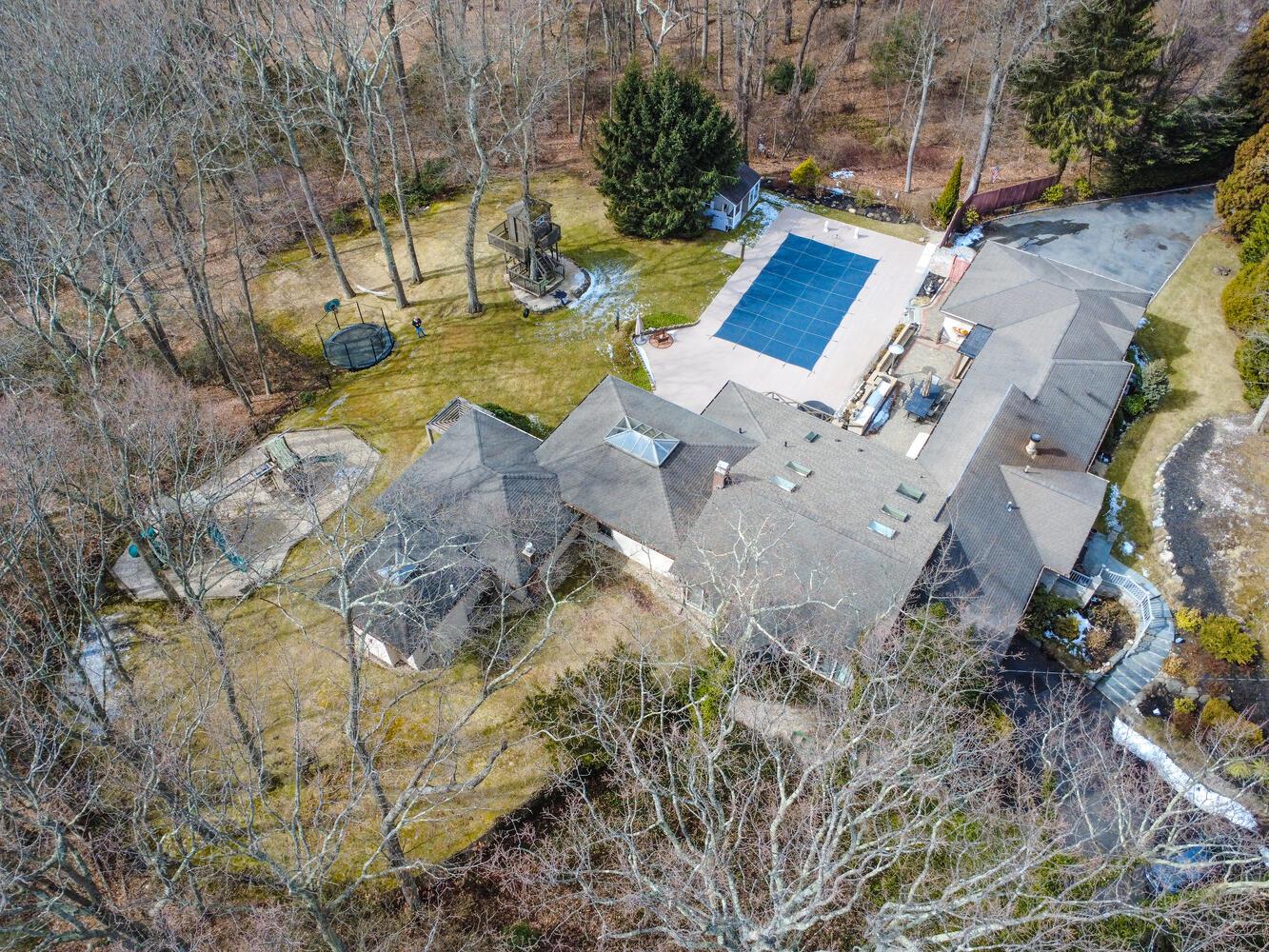 #6 photo, 121 Laurel Lane, ناسو Laurel Hollow , NY 11791