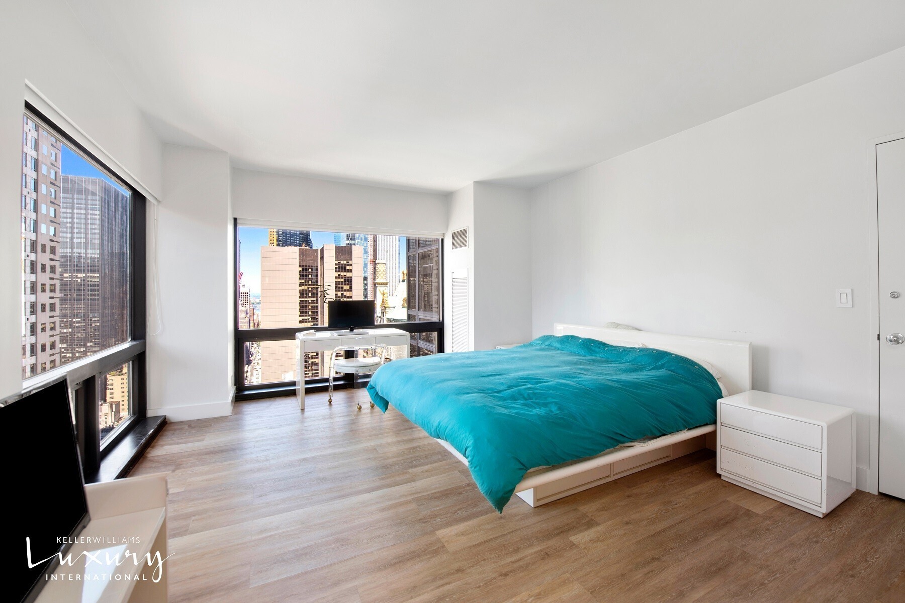 #12 photo, 721 Fifth Avenue, マンハッタン Midtown Central , NY 10022