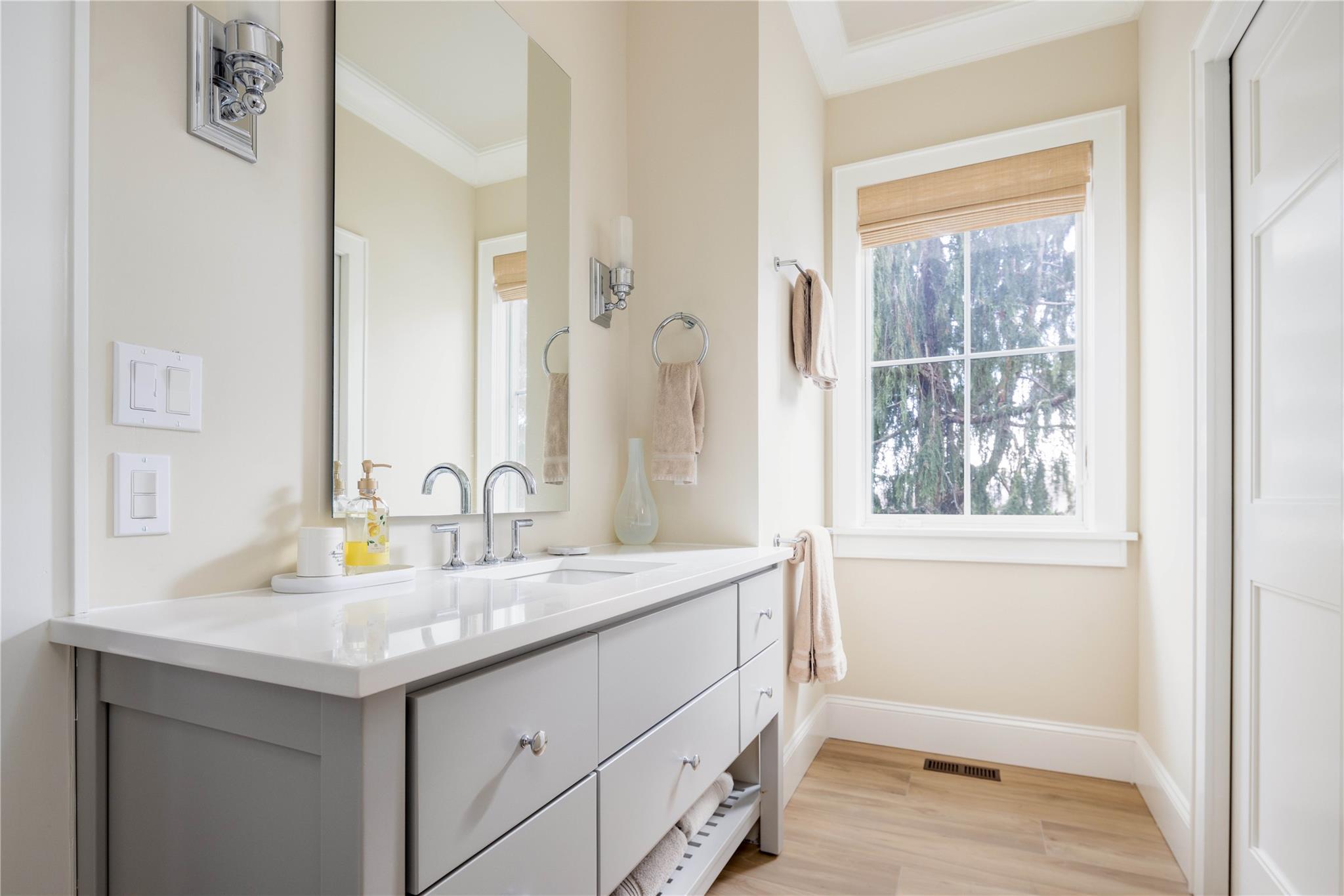 #10 photo, 1000 Sound Drive, サフォーク郡 Greenport , NY 11944