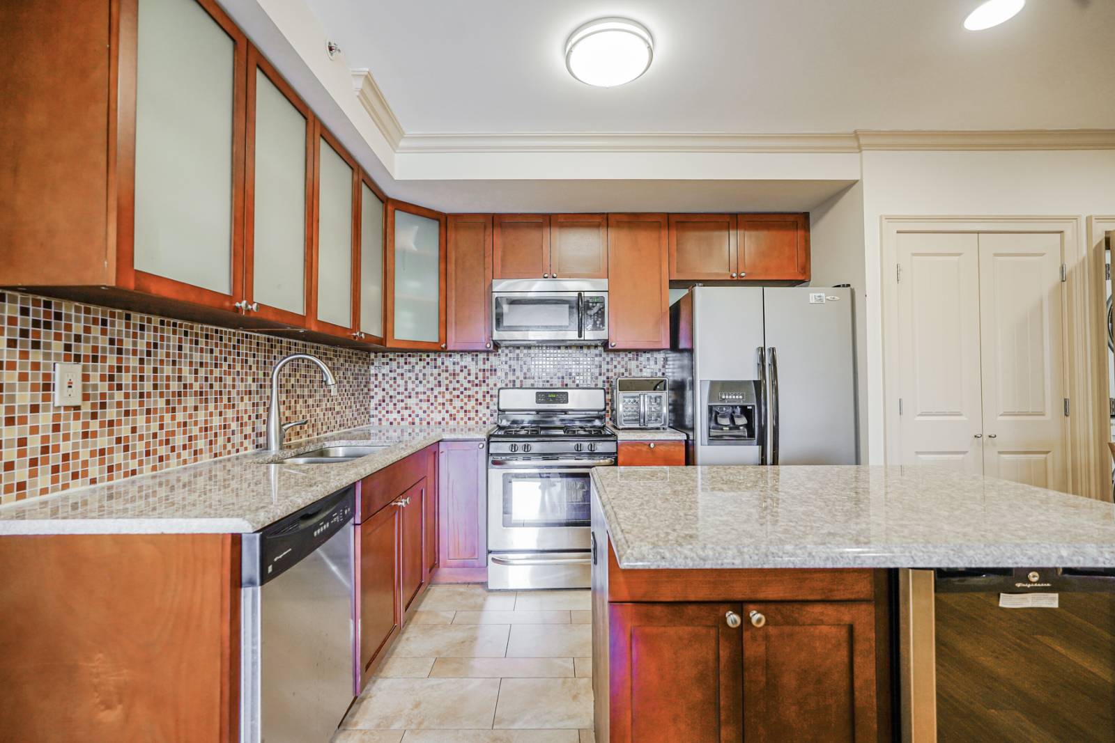 #2 photo, 1689 E 21st Str, apt #D, ブルックリン区 Midwood , NY 11229