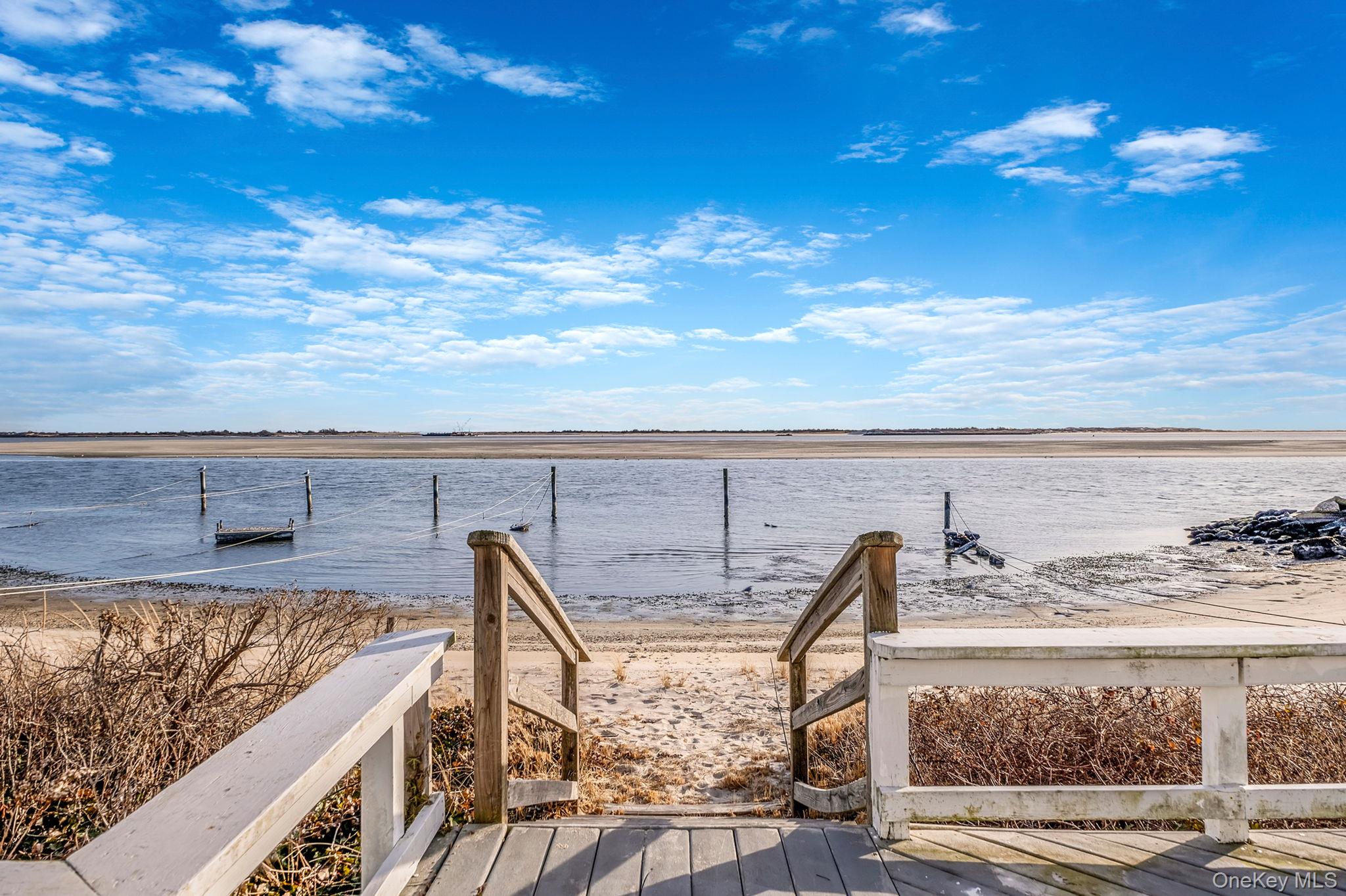 #3 photo, 116 Oak Beach Road, サフォーク郡 Oak Beach , NY 11702