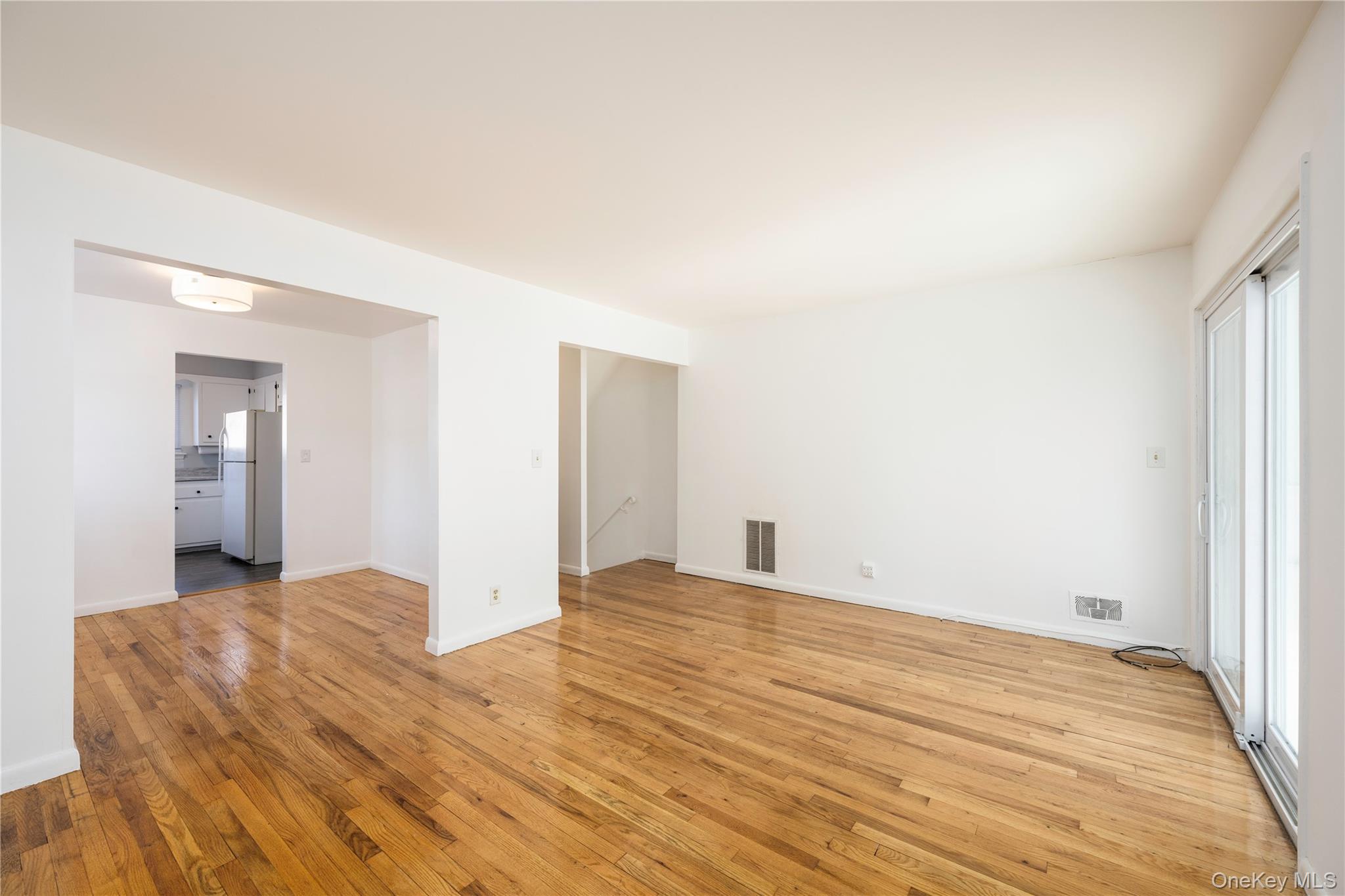 #5 photo, 34 Lockwood Avenue, Yonkers , NY 10701